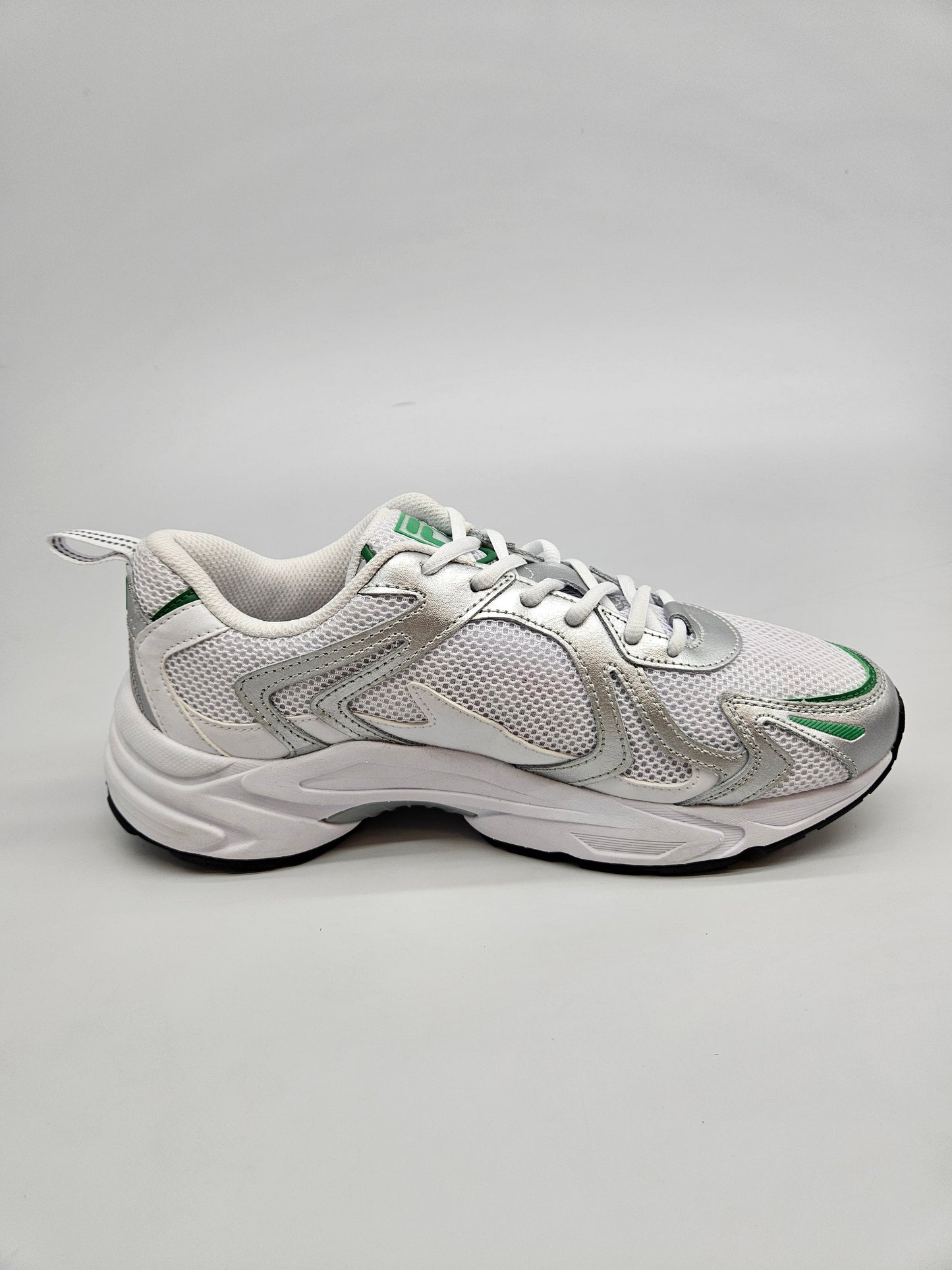 FILA NOVI ORIGINAL PATIKI BR 42.5