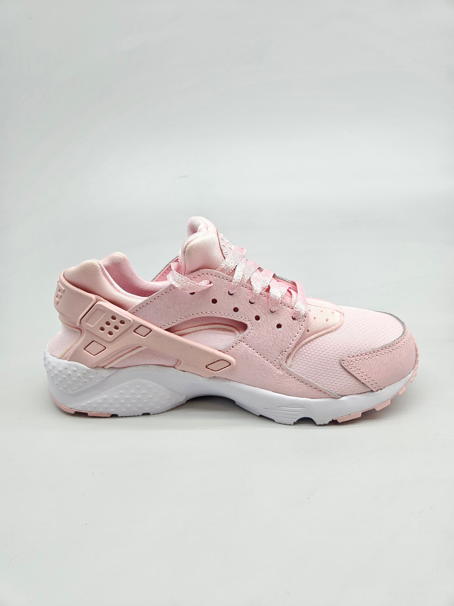 NIKE HUARACHE NOVI ORIGINAL PATIKI BR 37.5