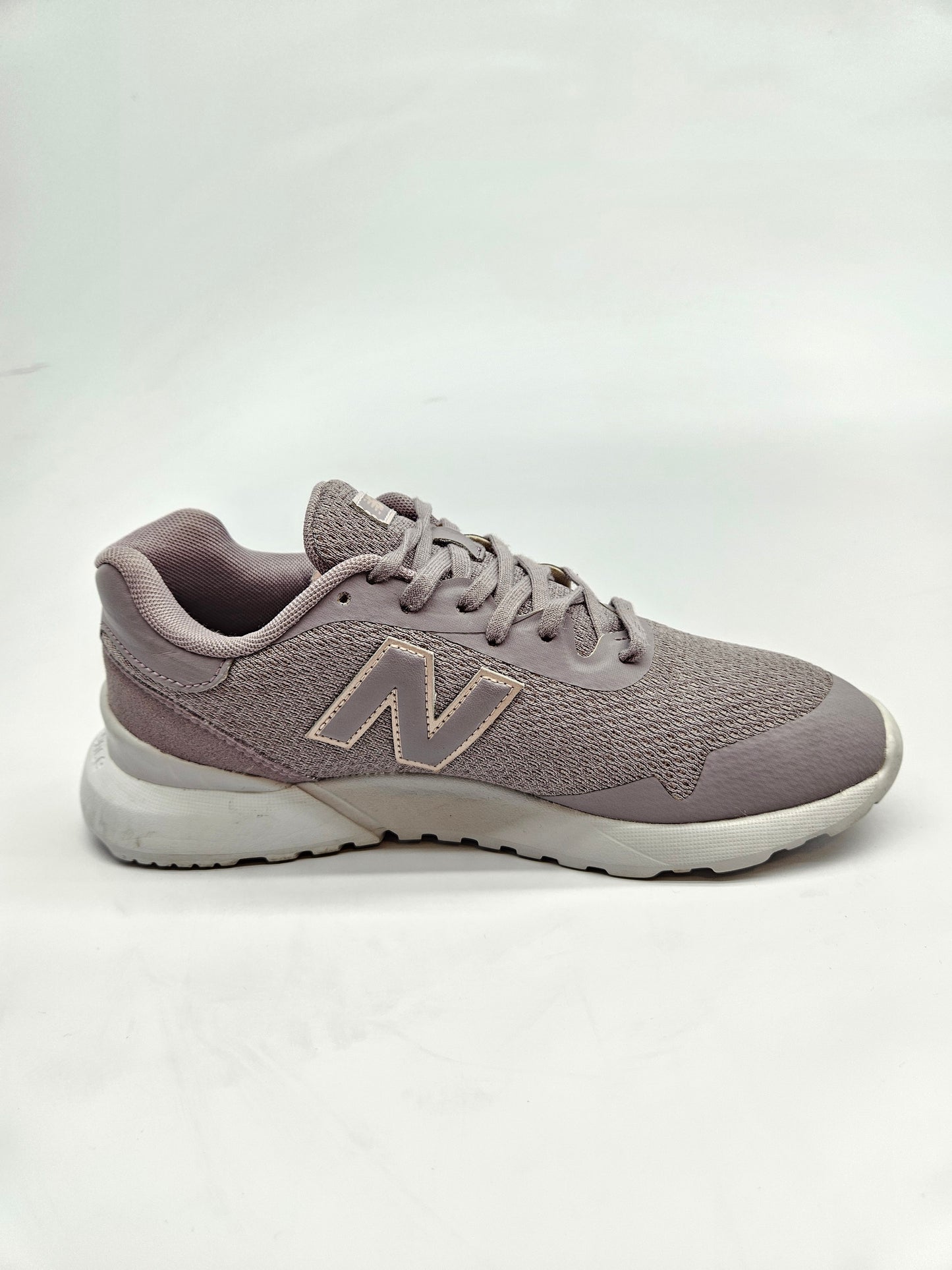 NEW BALANCE ORIGINAL PATIKI 37.5