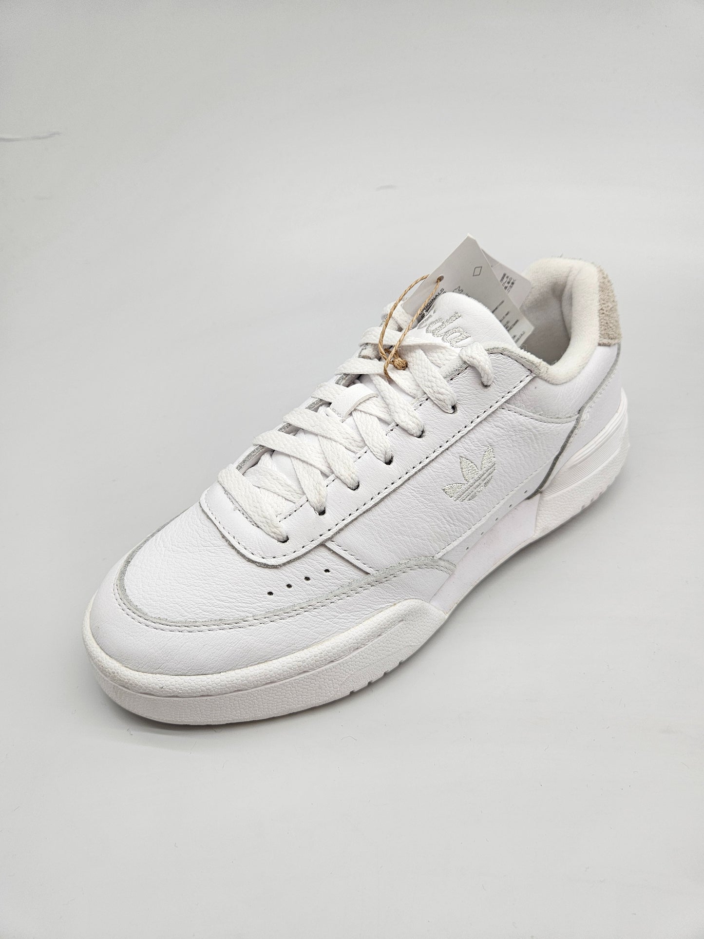ADIDAS NOVI ORIGINAL PATIKI BR 39