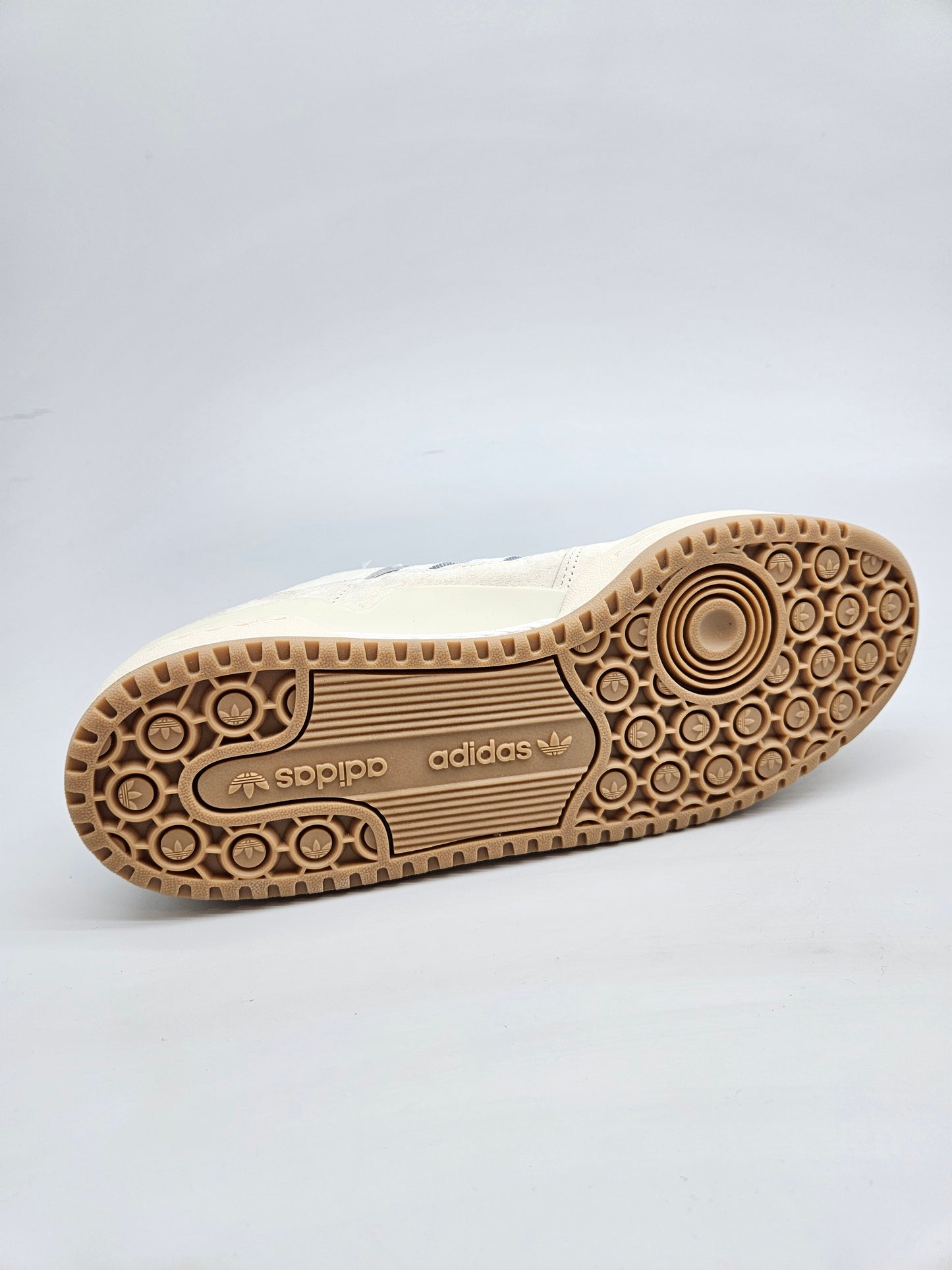 ADIDAS NOVI ORIGINAL PATIKI BR 42