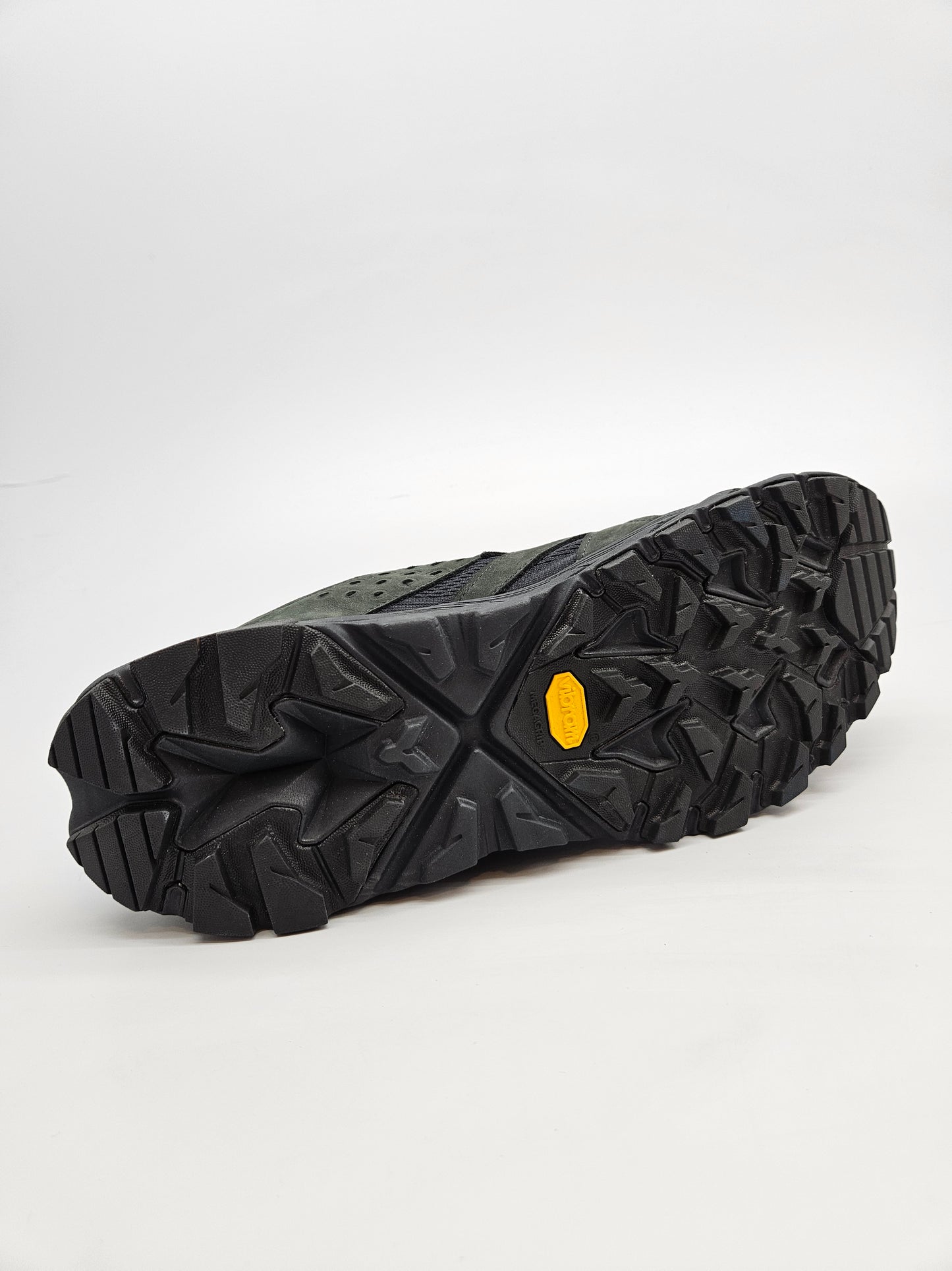 HOKA VIBRAM ORIGINAL NOVI PATIKI BR 44.5