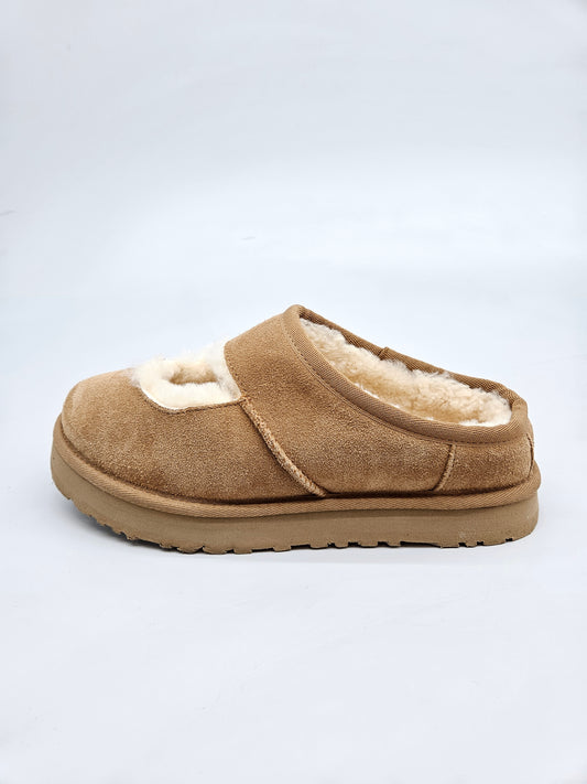 UGG AUSTRALIA ORIGINAL KOZNI VLECKI BR 37