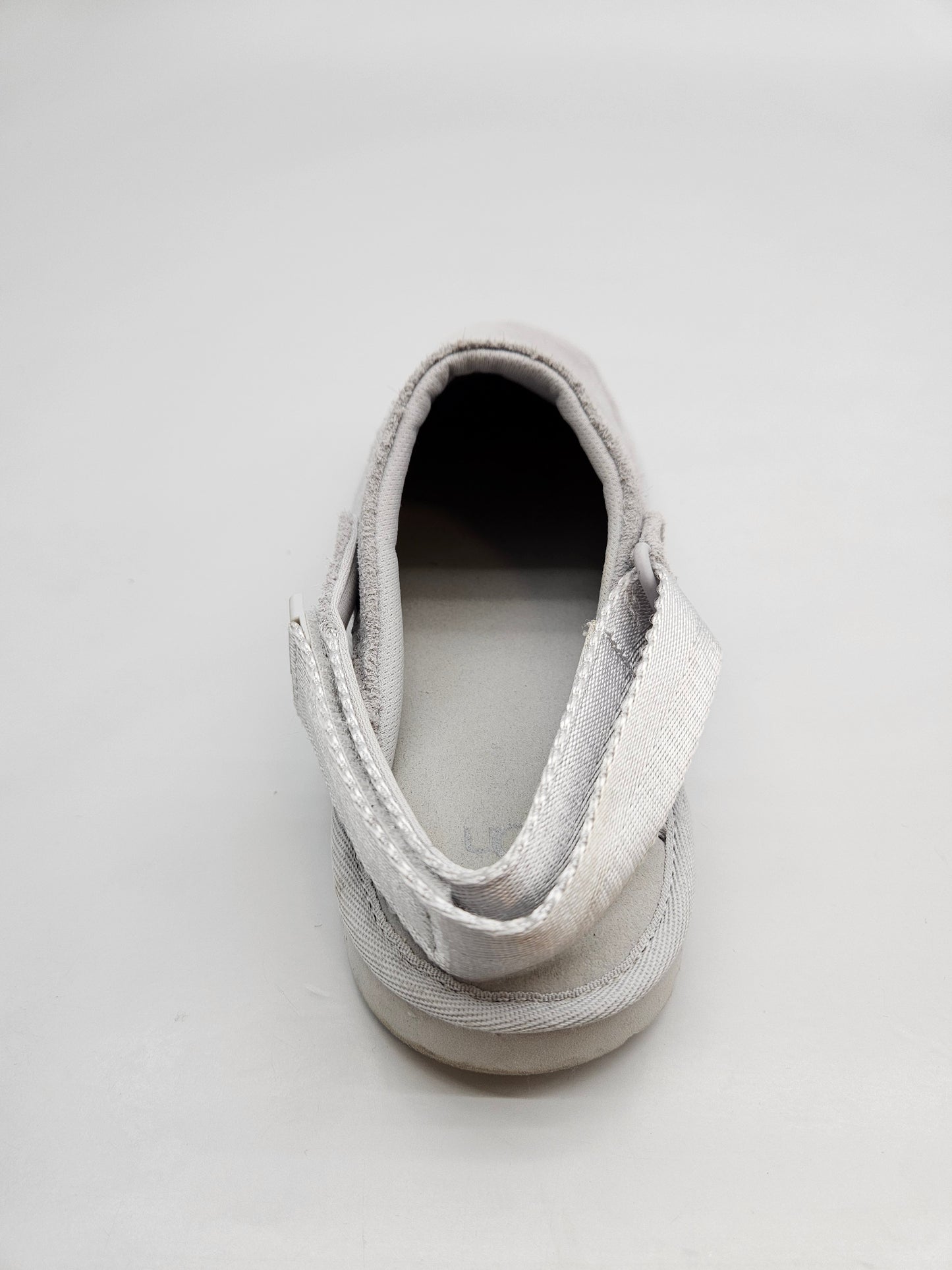 UGG AUSTRALIA ORIGINAL KOZNI VLECKI BR 38