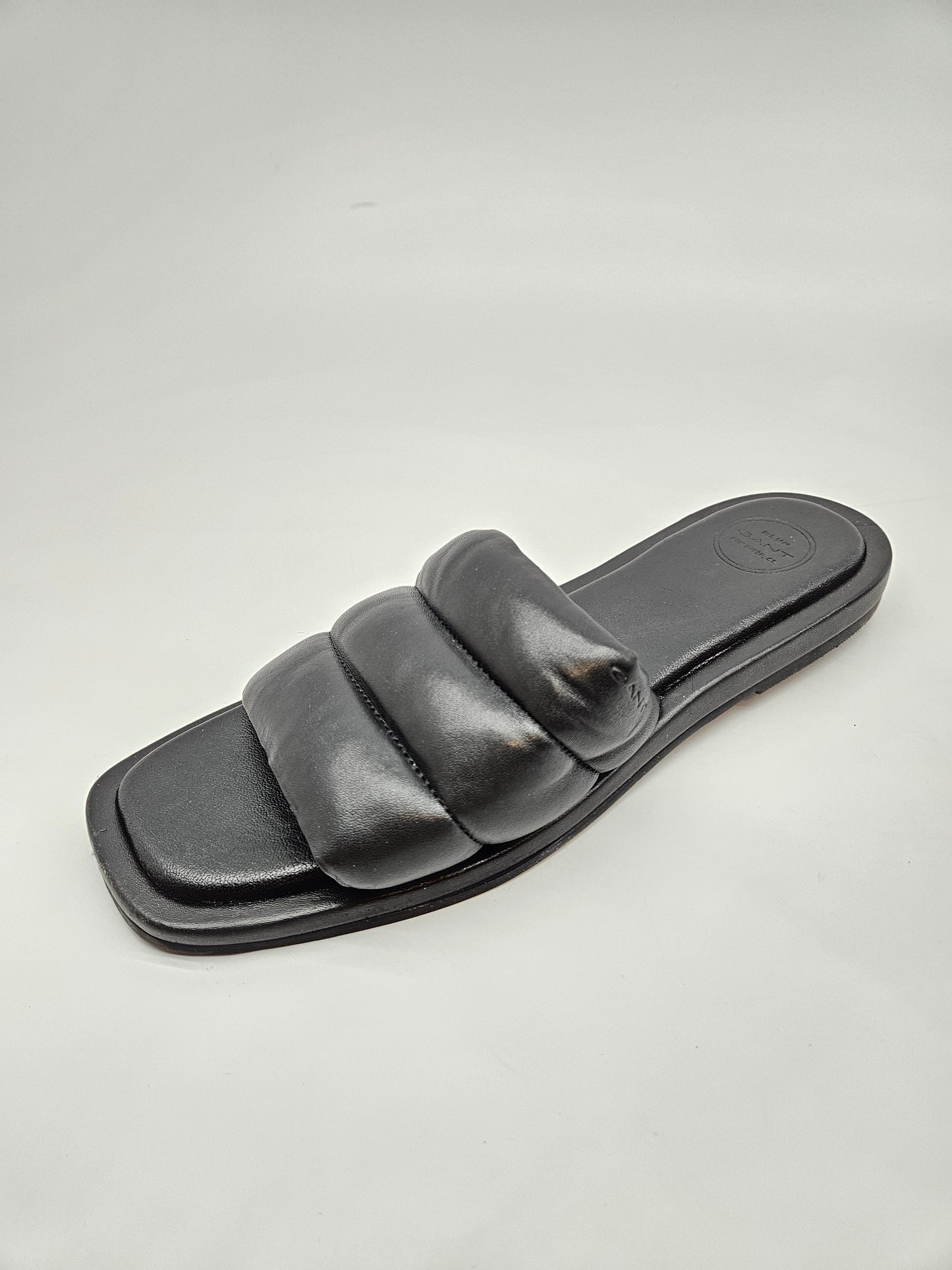 GANT ORIGINAL KOZNI VLECKI BR 41