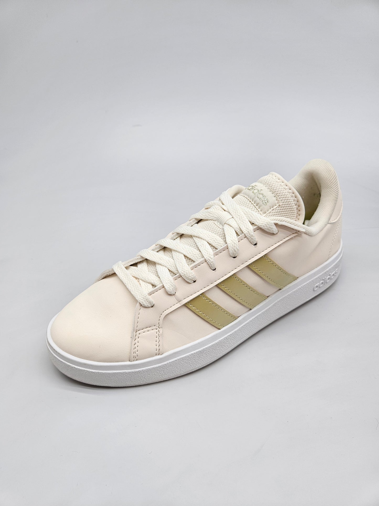 ADIDAS ORIGINAL PATIKI BR 42