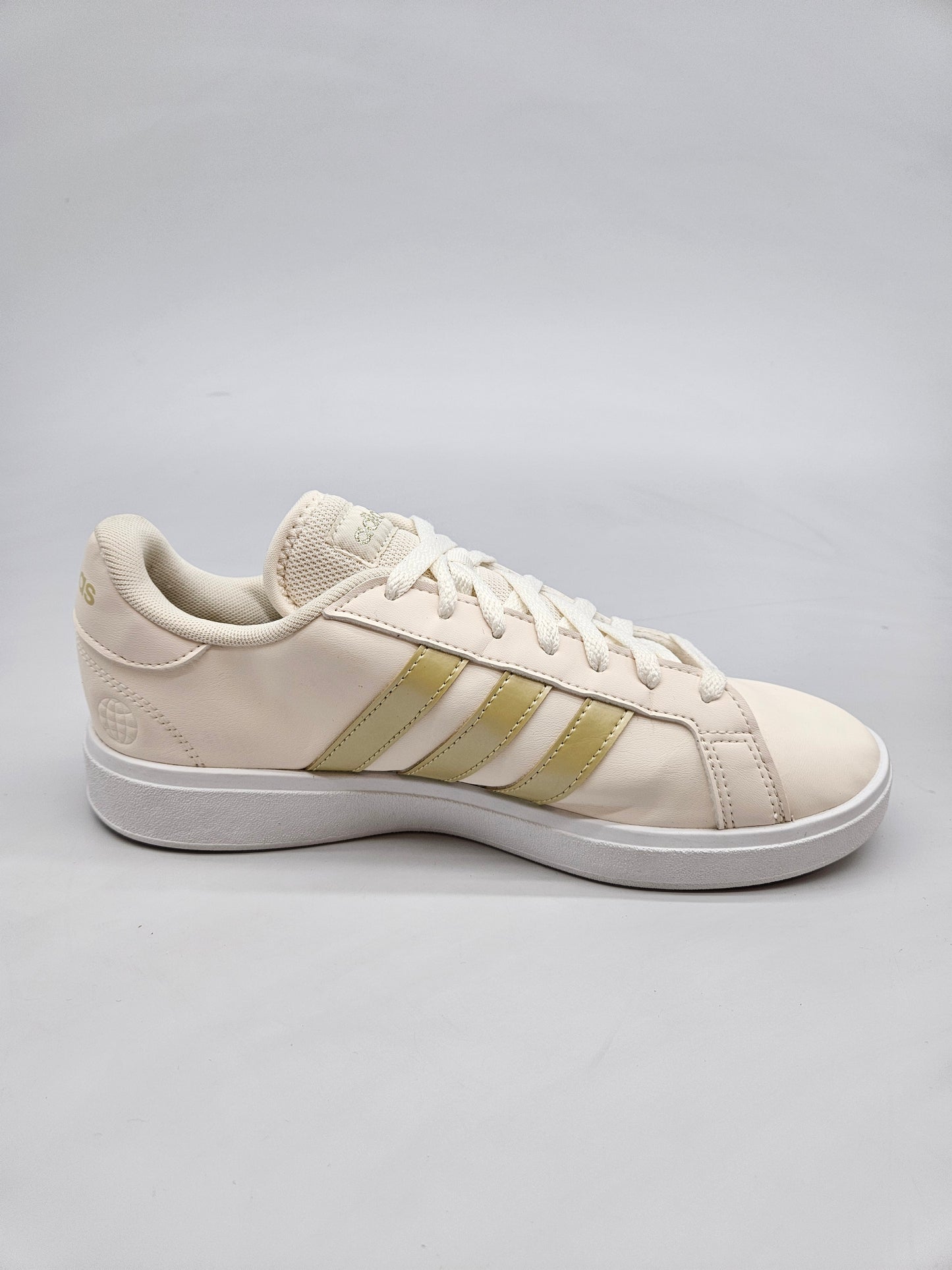 ADIDAS ORIGINAL PATIKI BR 42