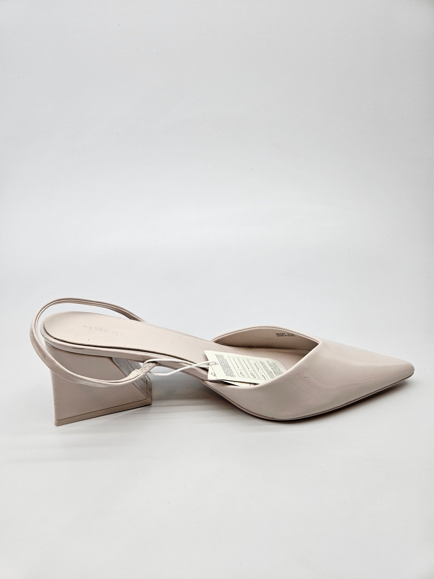 RESERVED NOVI ORIGINAL SANDALI BR 41