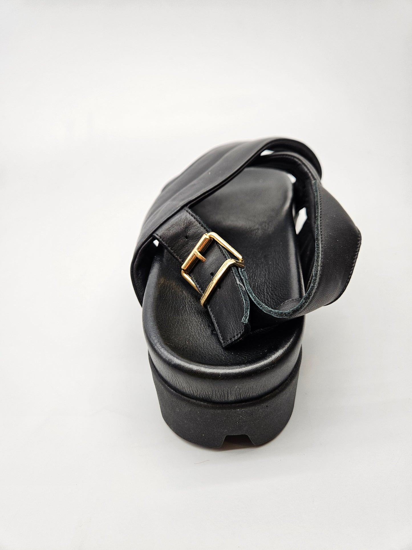 INOUVO NOVI ORIGINAL SANDALI BR 41