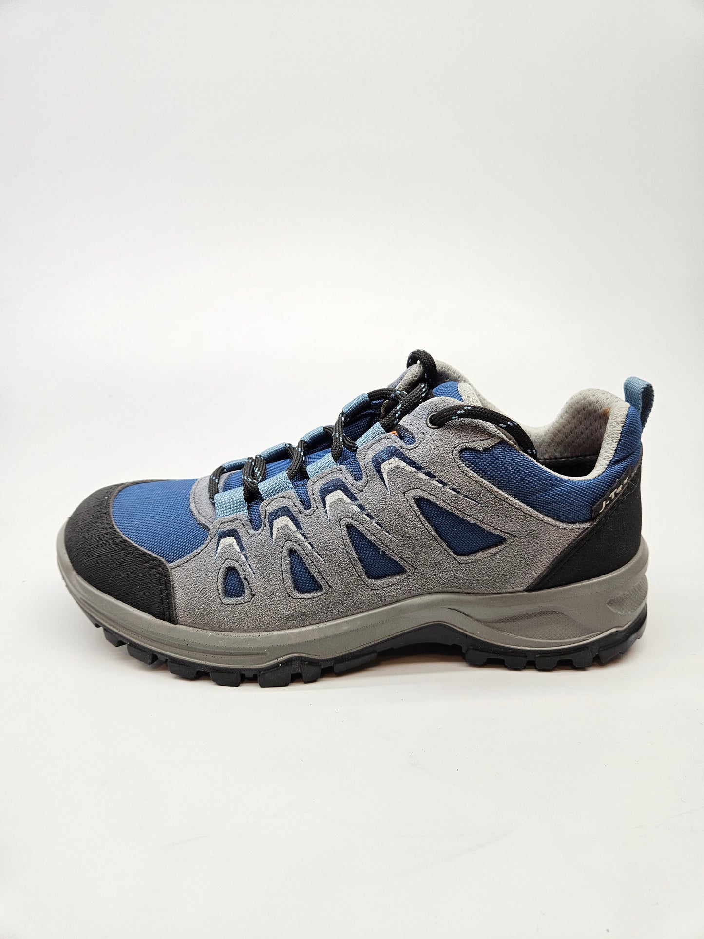 MOUNTAIN PEAK NOVI ORIGINAL VODOTPORNI PATIKI BR 37
