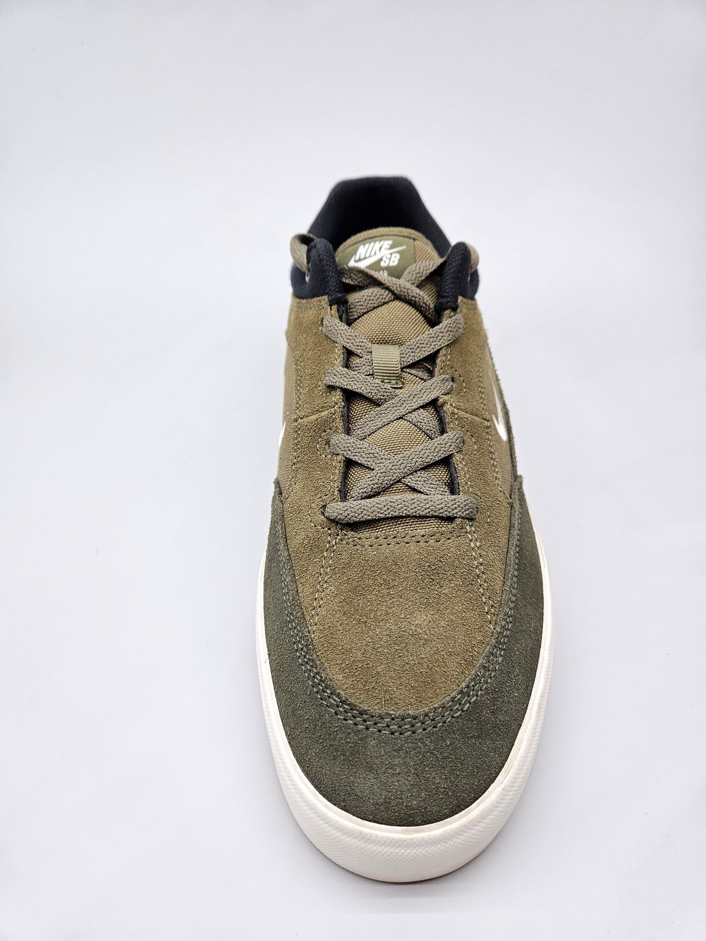 NIKE NOVI ORIGINAL PATIKI BR 47.5