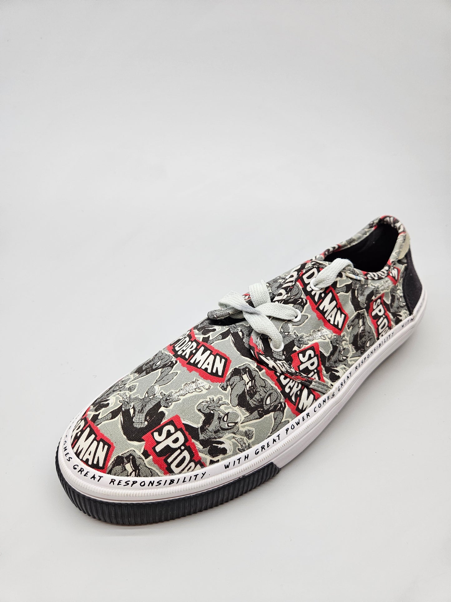 TOMS NOVI ORIGINAL PATIKI BR 44