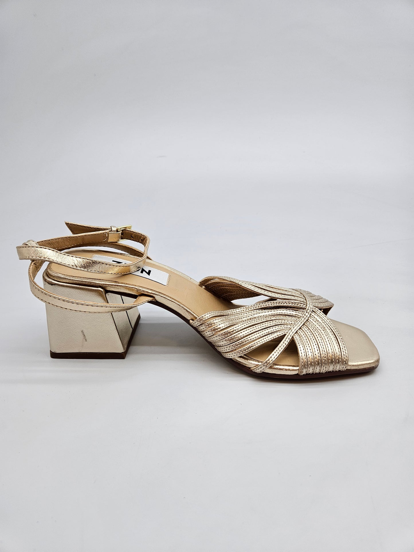 ZIGN ORIGINAL KOZNI SANDALI BR 39