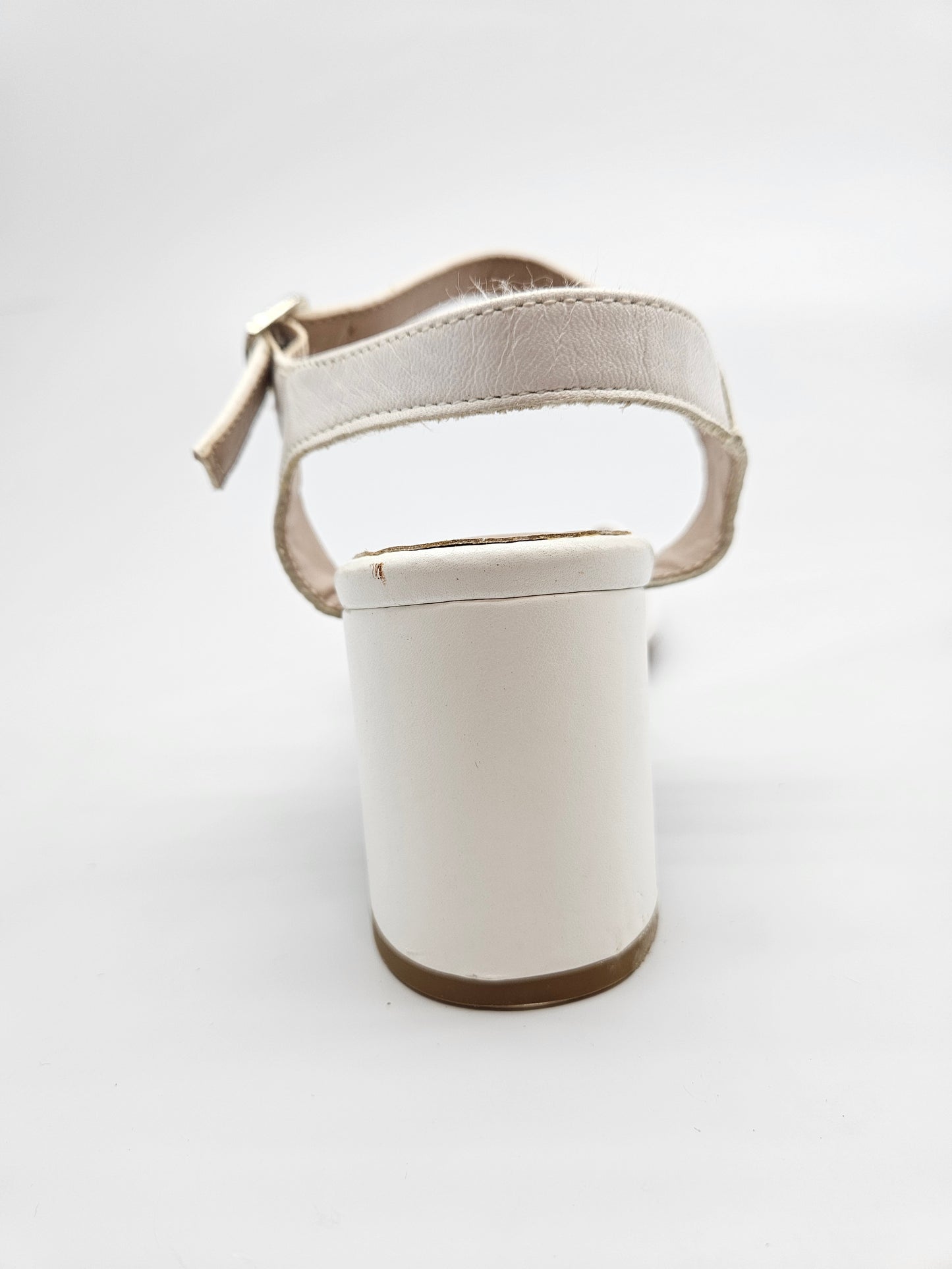 TAMARIS ORIGINAL KOZNI SANDALI BR 41