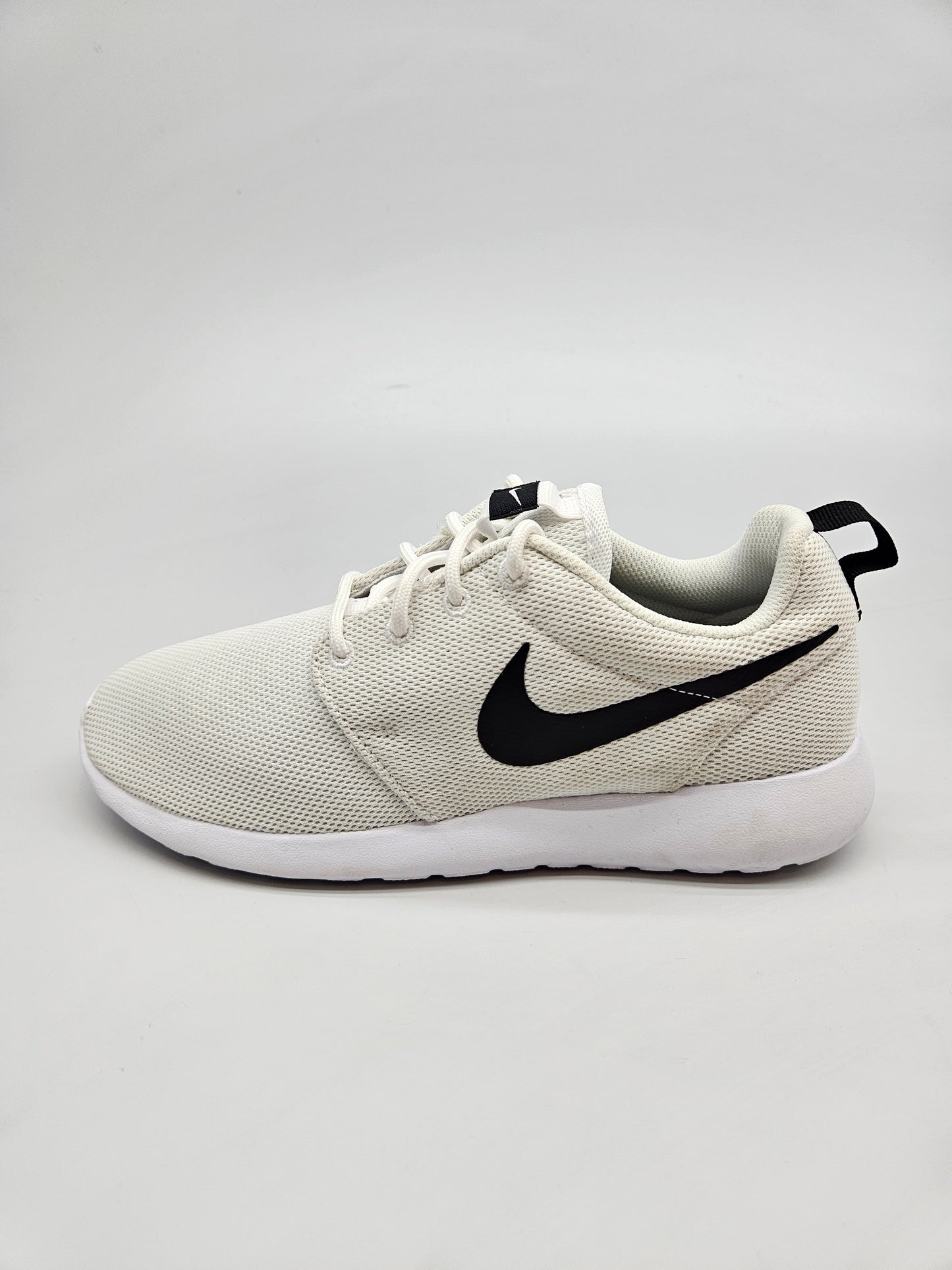 NIKE NOVI ORIGINAL PATIKI BR 38.5