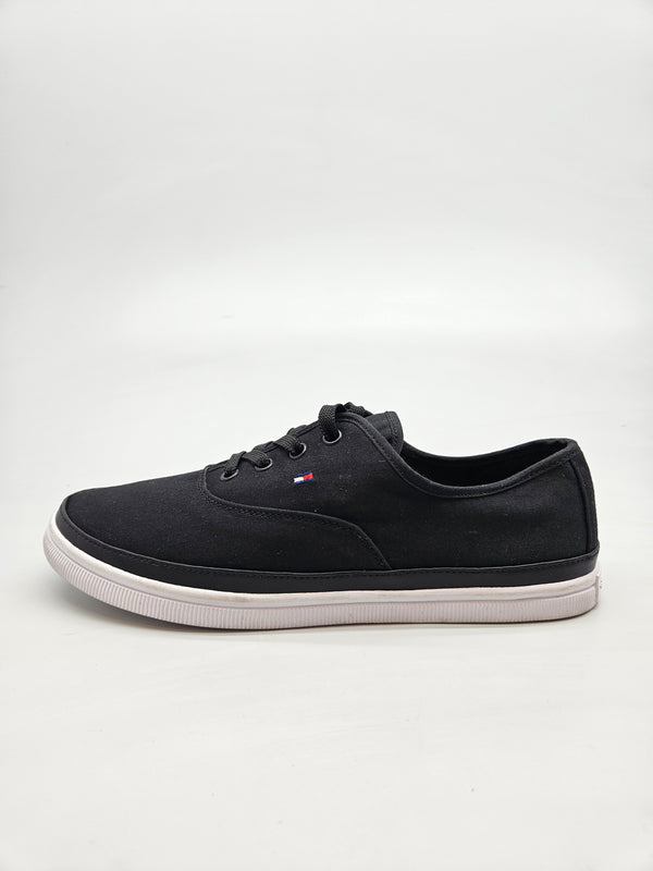 TOMMY HILFIGER ORIGINAL PATIKI BR 39