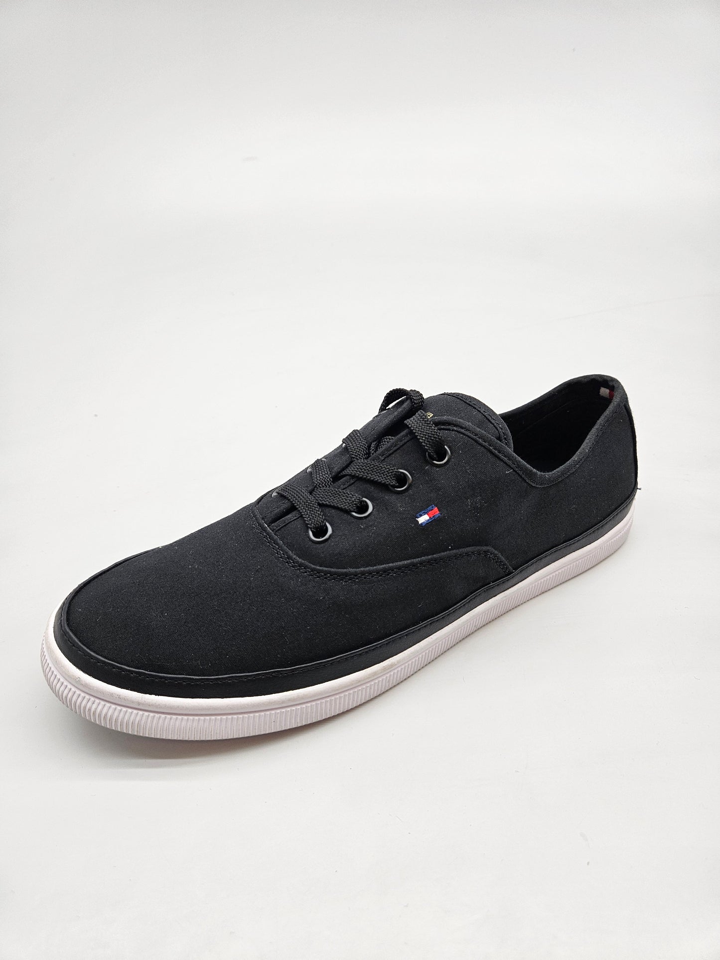 TOMMY HILFIGER ORIGINAL PATIKI BR 39