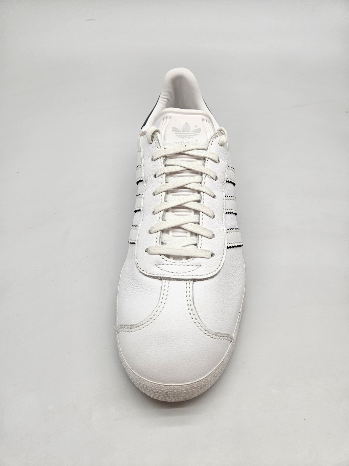 ADIDAS NOVI ORIGINAL PATIKI BR 44.5
