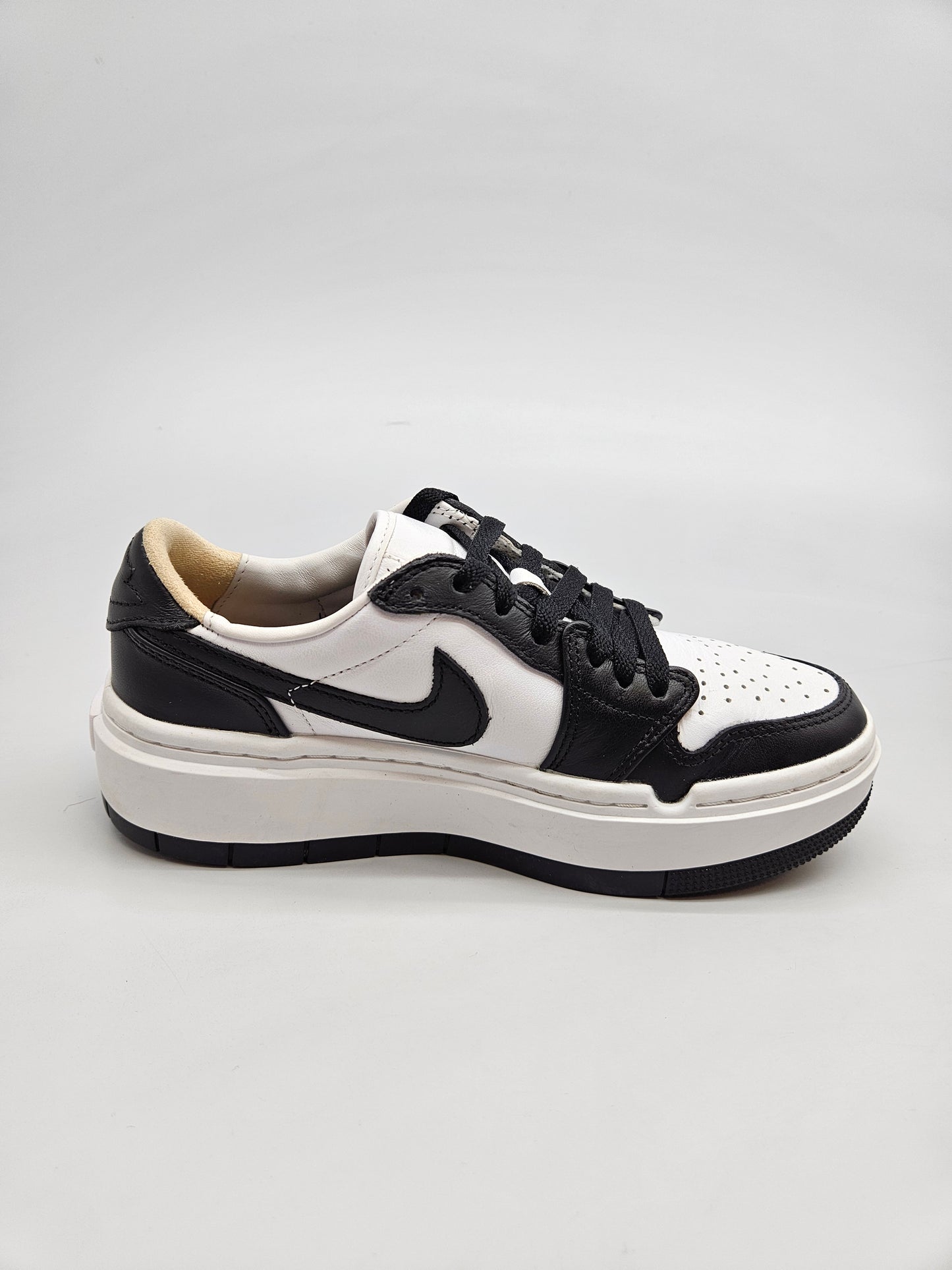 NIKE JORDAN ORIGINAL PATIKI BR 36.5
