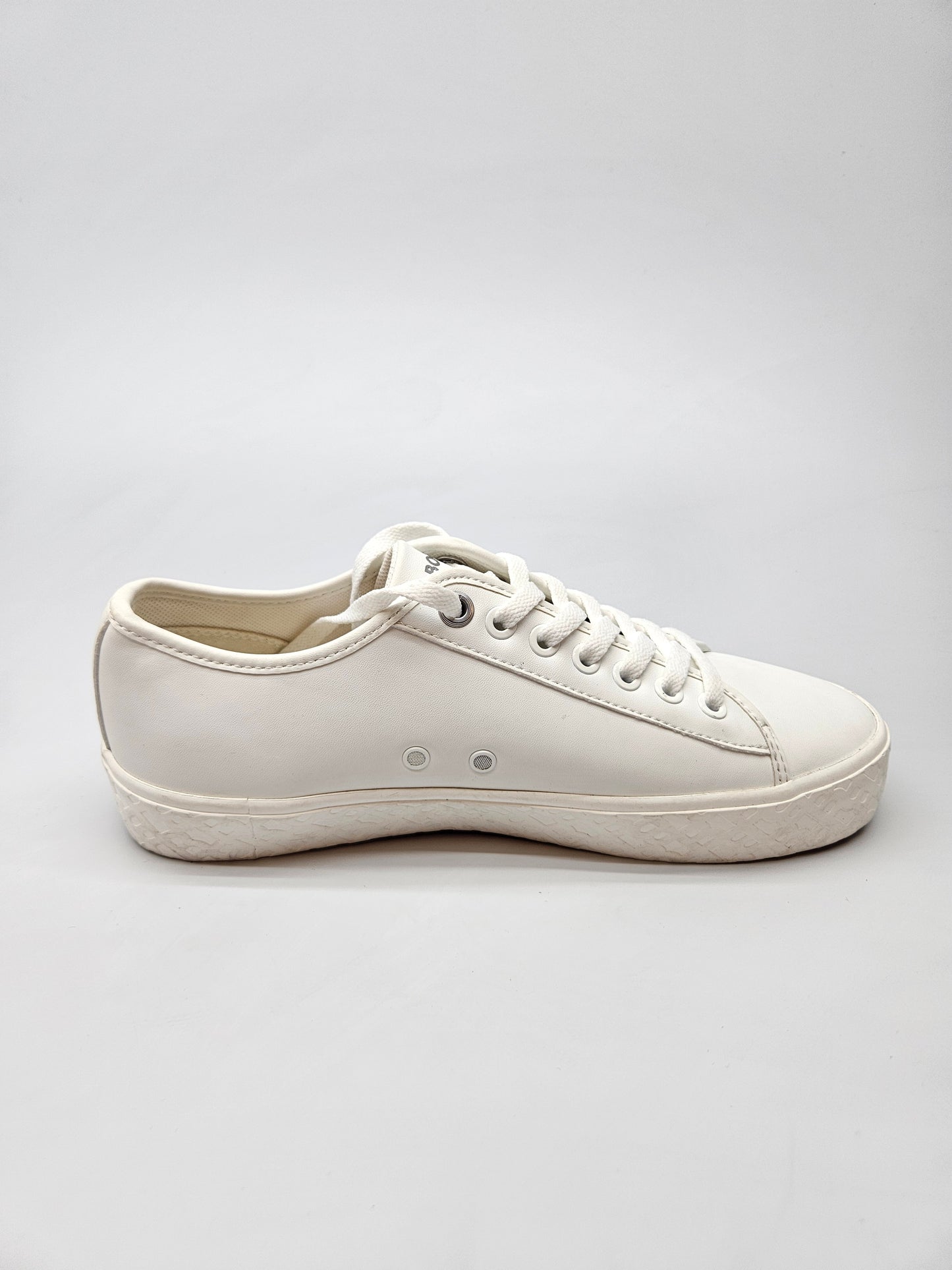 BOSS NOVI ORIGINAL PATIKI BR 38
