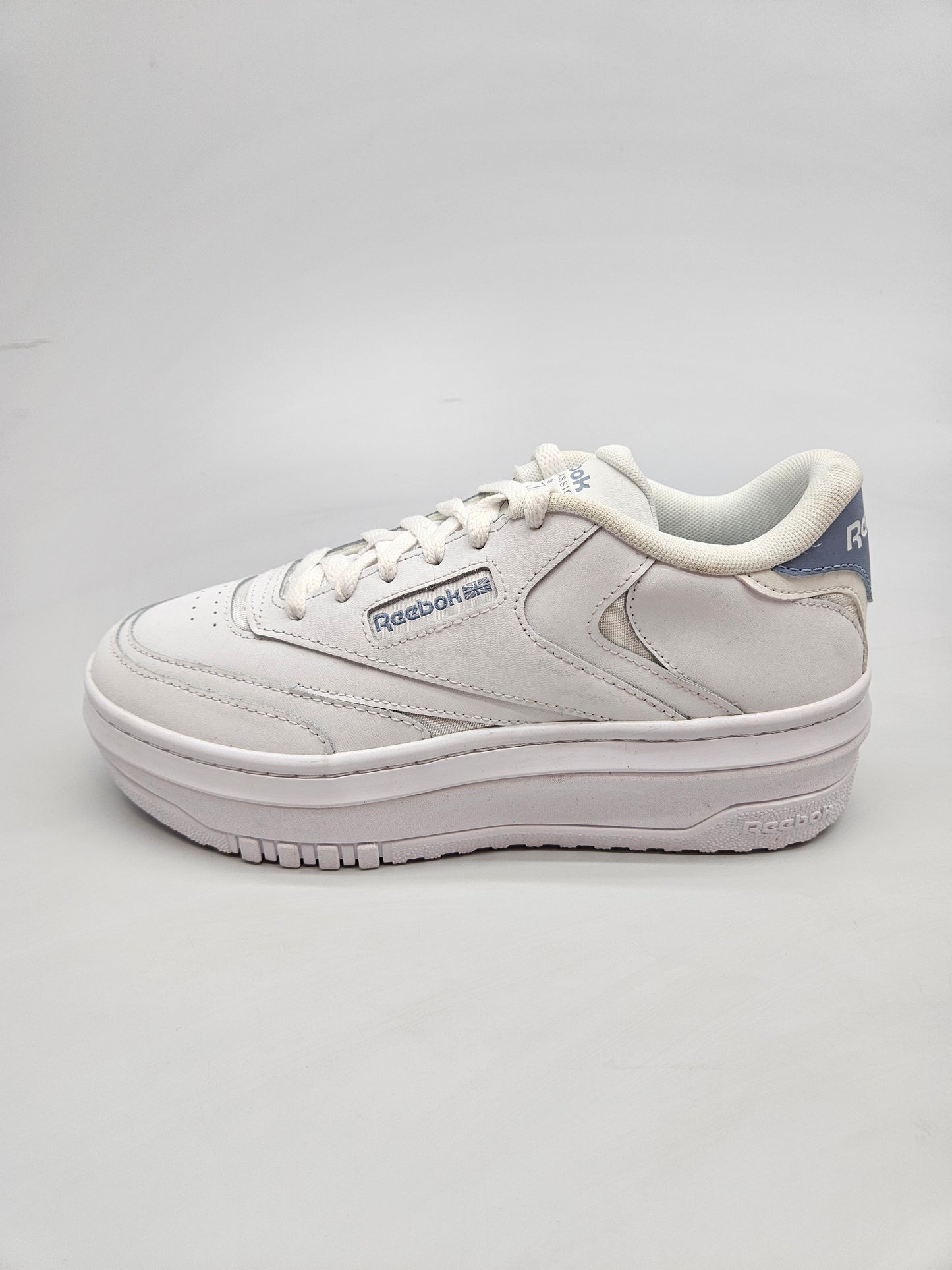 REEBOK NOVI ORIGINAL PATIKI BR 39