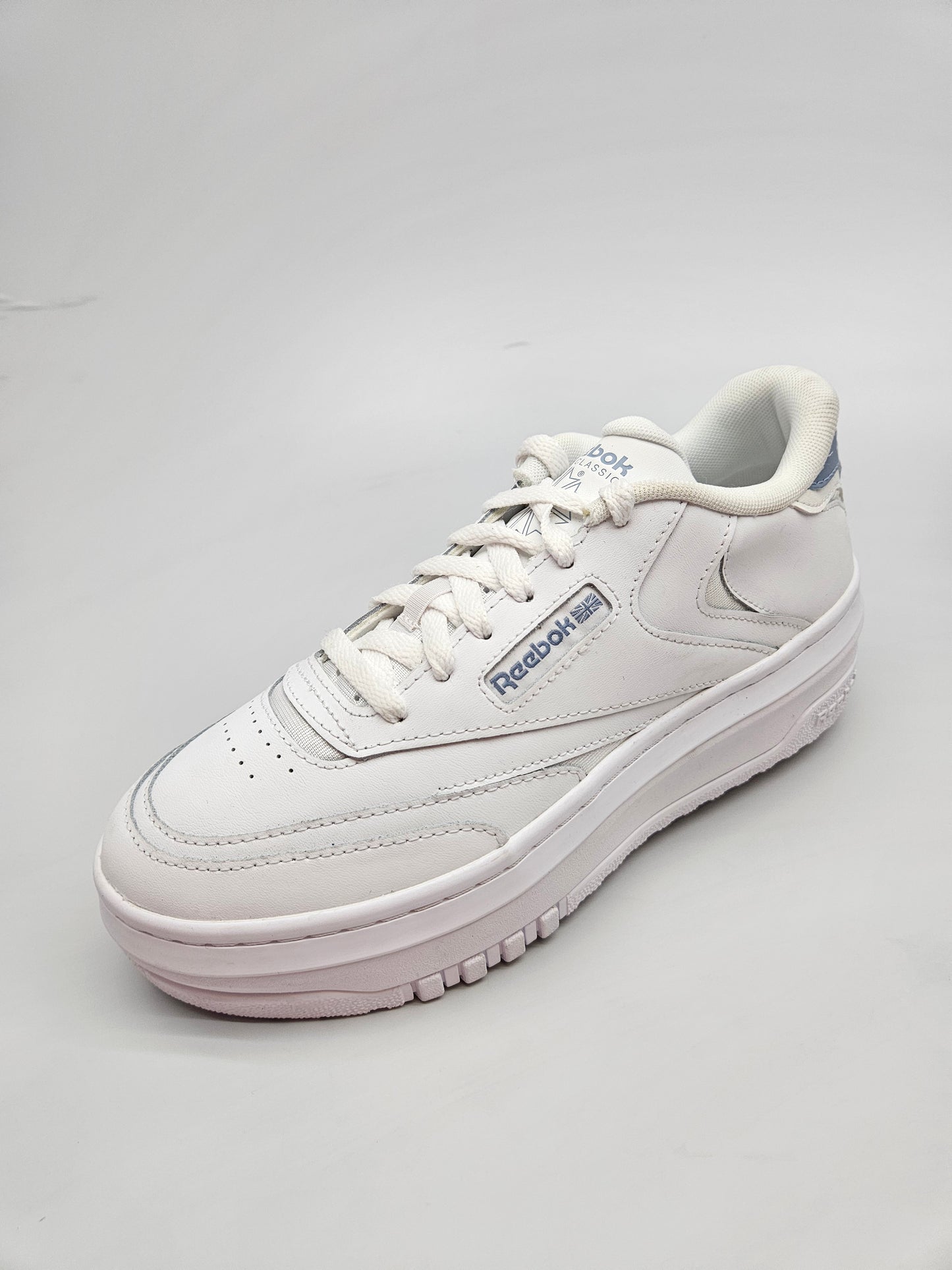 REEBOK NOVI ORIGINAL PATIKI BR 39