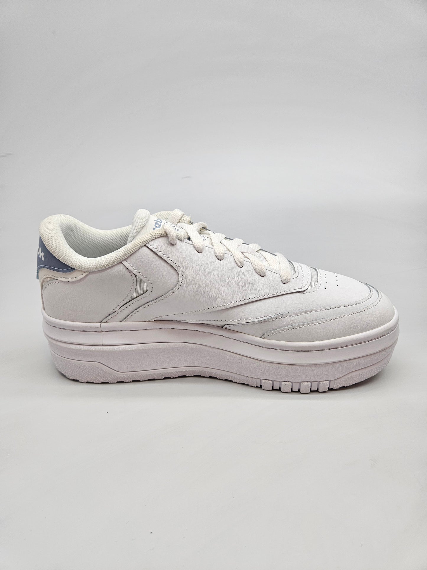 REEBOK NOVI ORIGINAL PATIKI BR 39