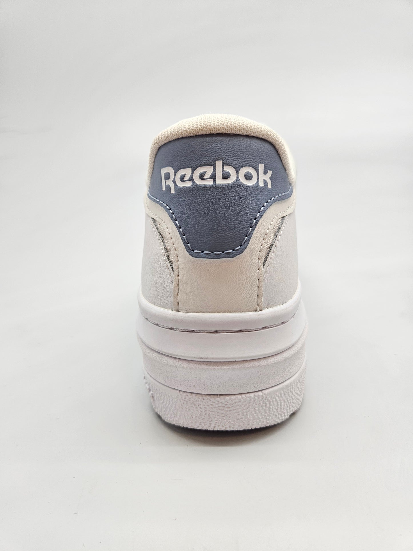 REEBOK NOVI ORIGINAL PATIKI BR 39