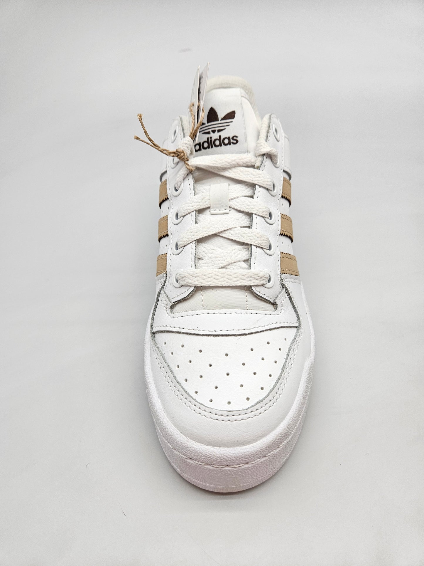ADIDAS NOVI ORIGINAL PATIKI BR 38.5