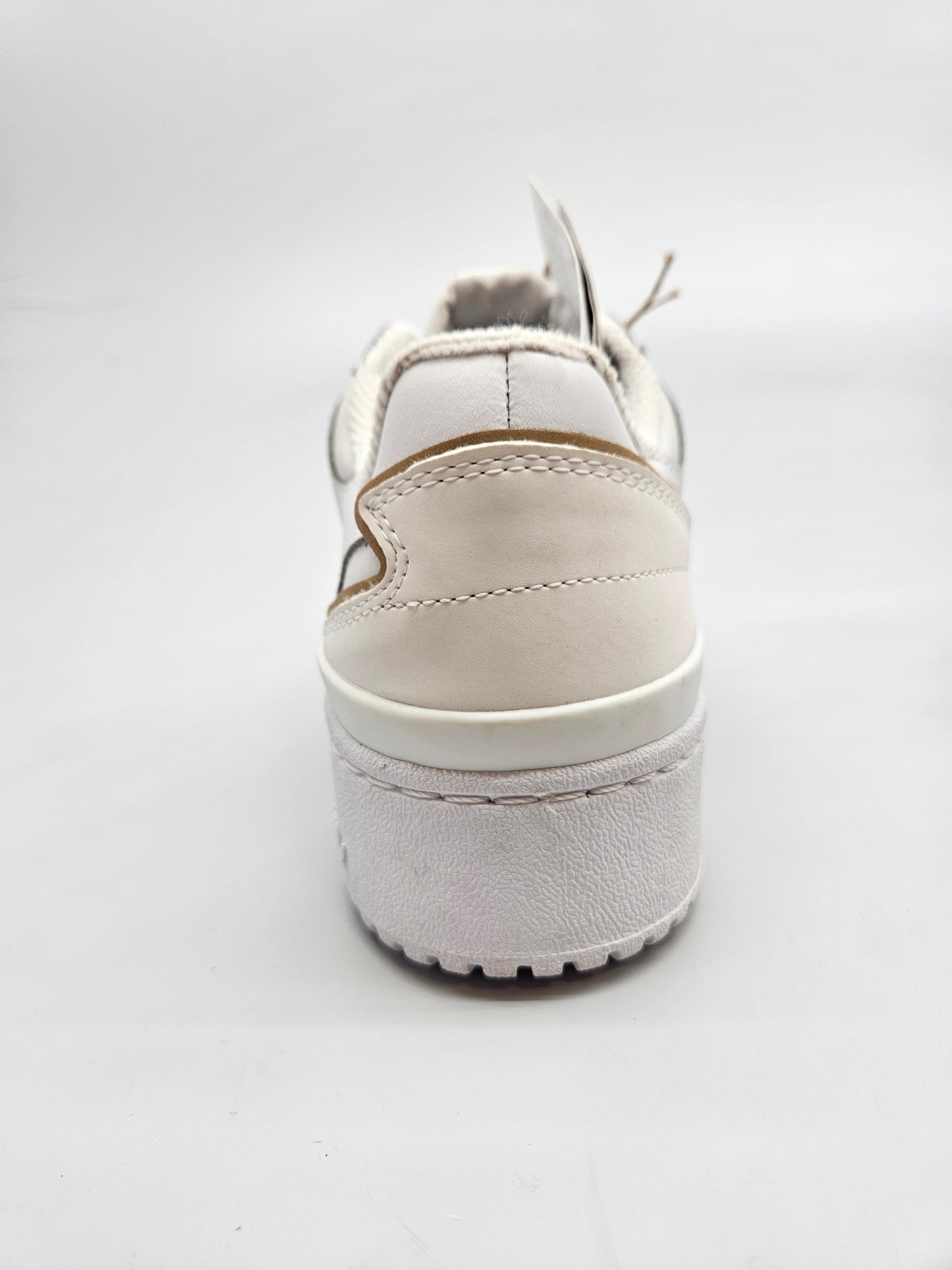 ADIDAS NOVI ORIGINAL PATIKI BR 38.5