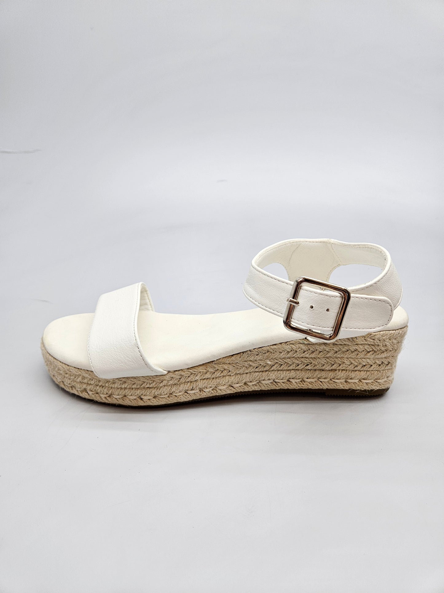 ABOUT YOU NOVI ORIGINAL SANDALI BR 40