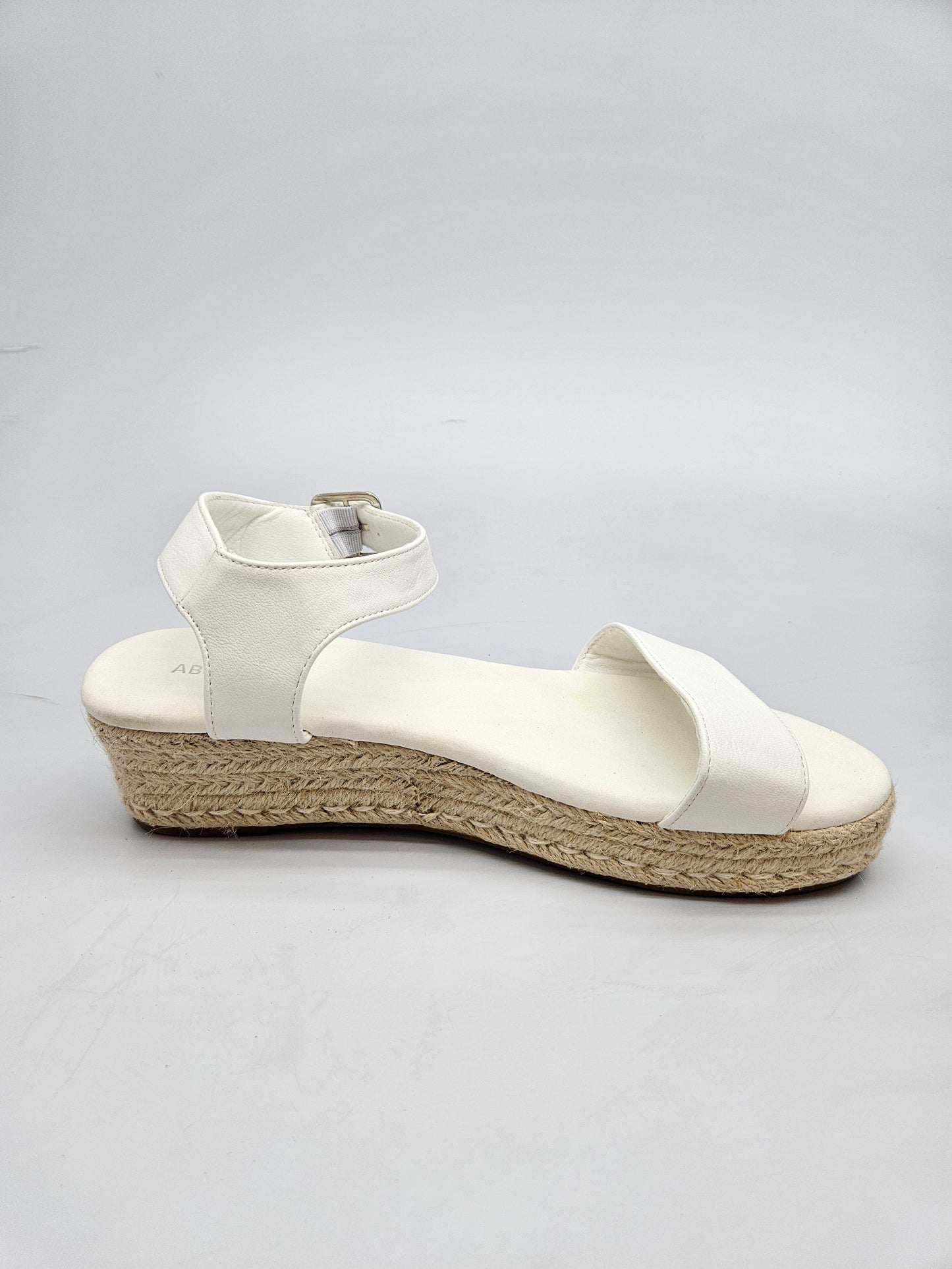 ABOUT YOU NOVI ORIGINAL SANDALI BR 40