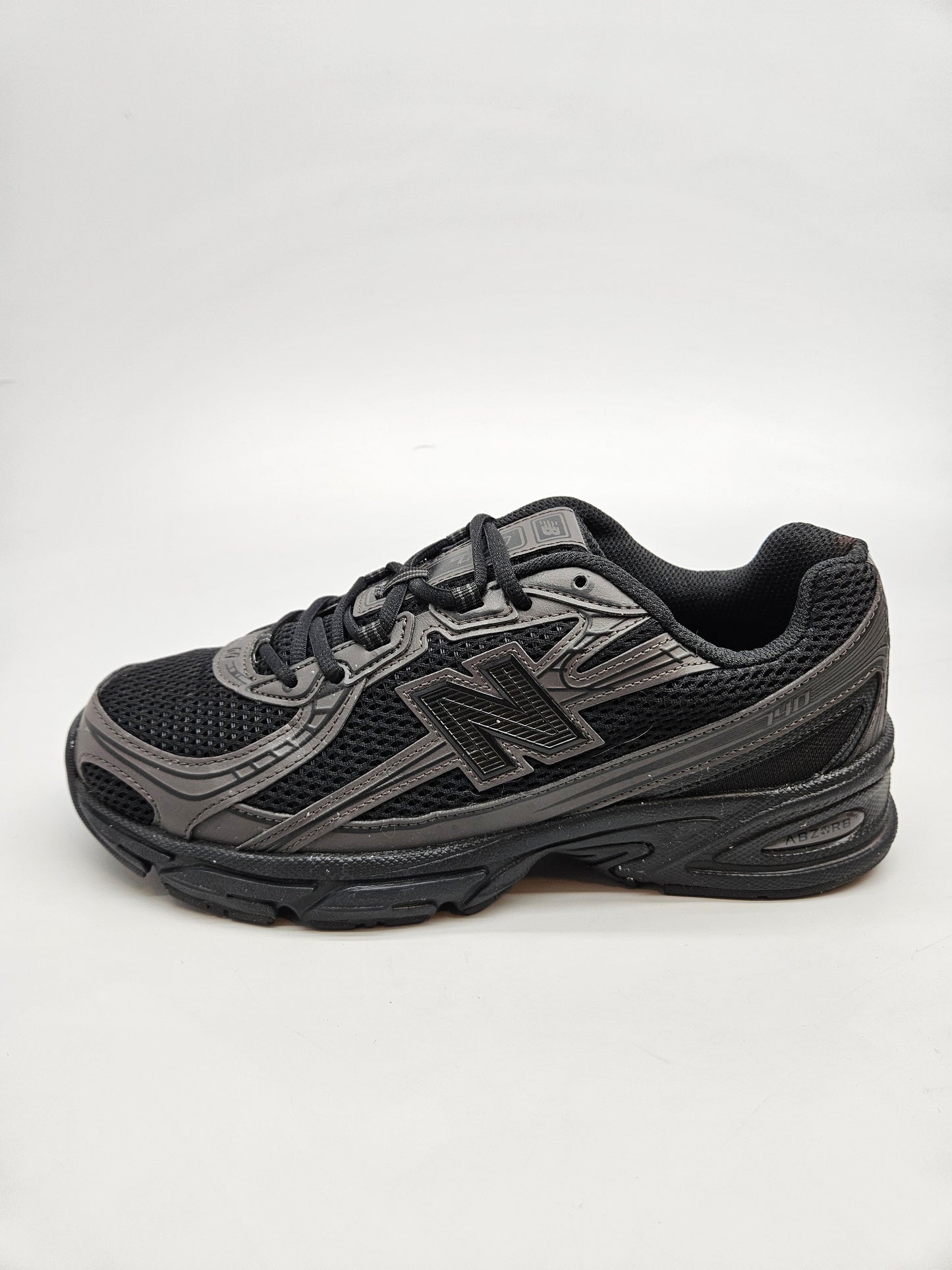 NEW BALANCE ORIGINAL PATIKI BR 42.5