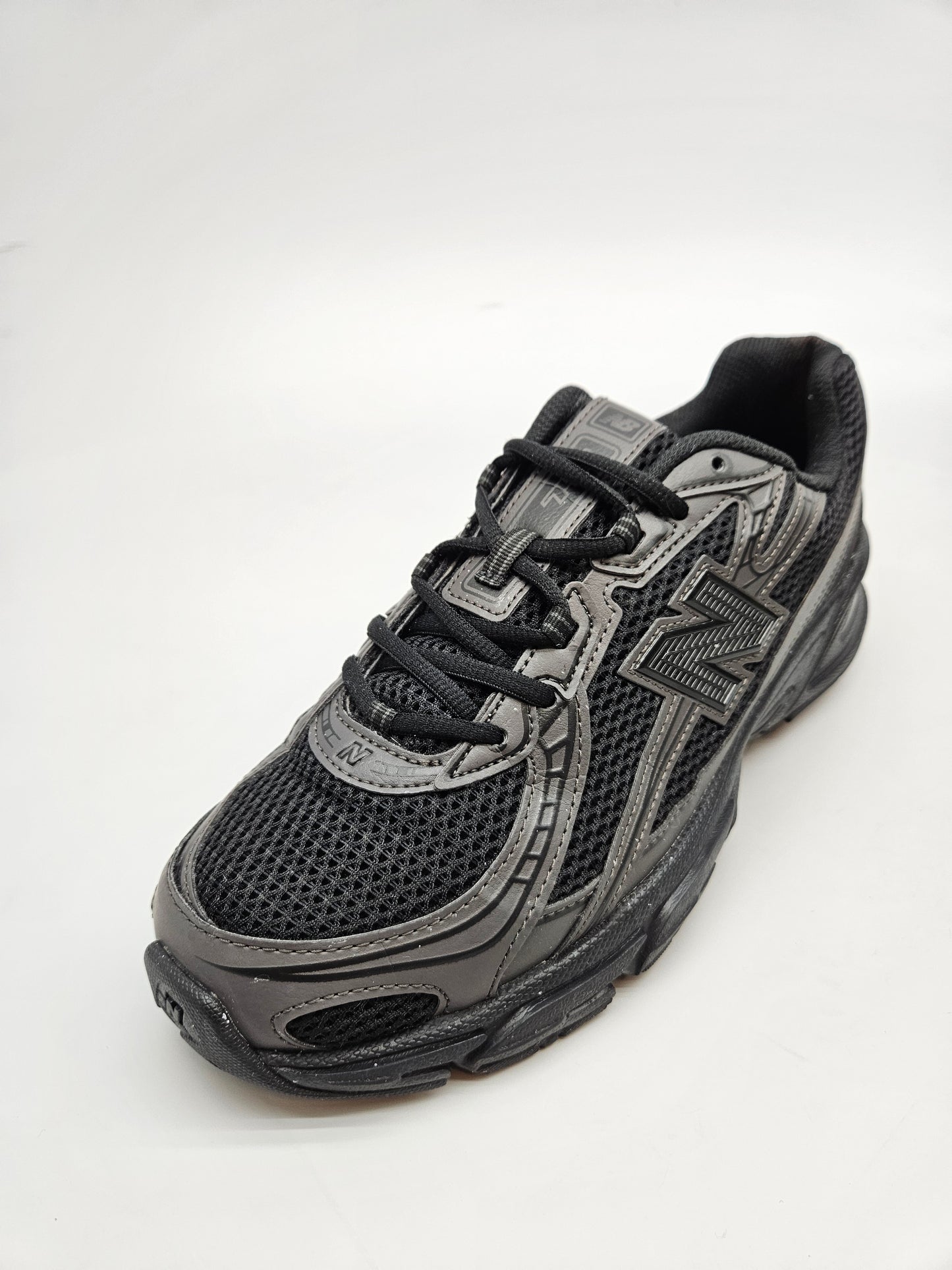 NEW BALANCE ORIGINAL PATIKI BR 42.5
