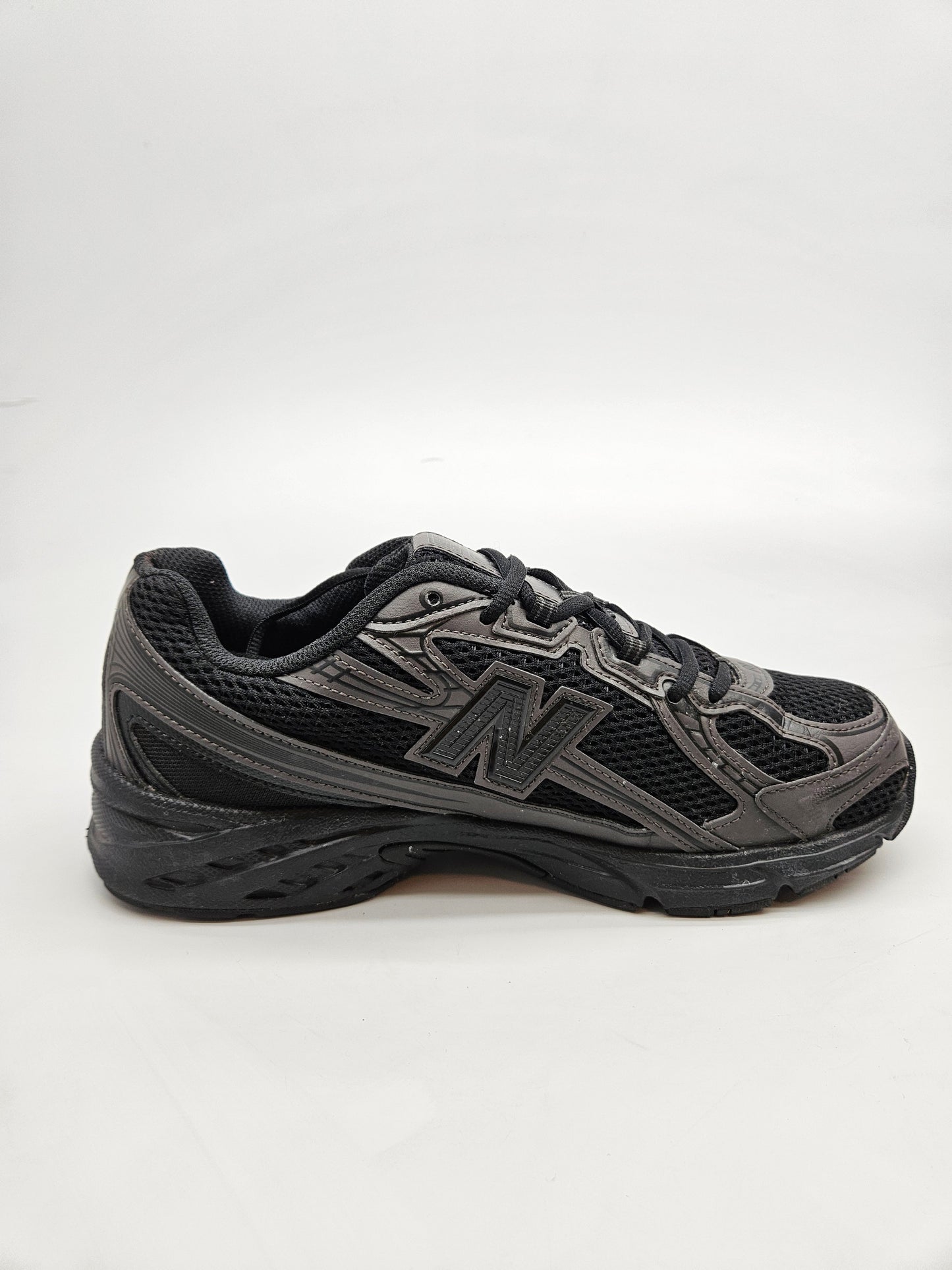 NEW BALANCE ORIGINAL PATIKI BR 42.5