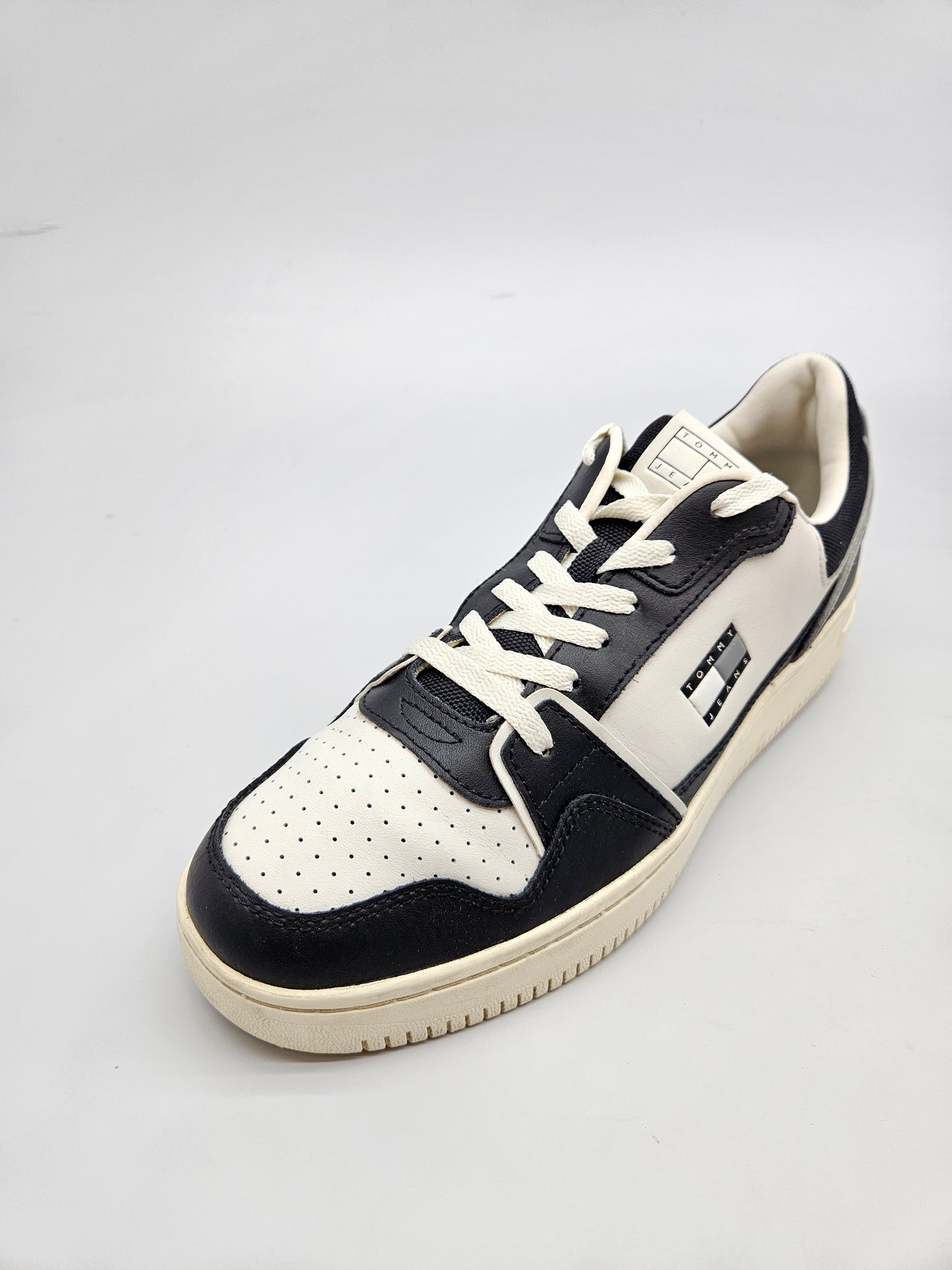 TOMMY HILFIGER ORIGINAL PATIKI BR 43