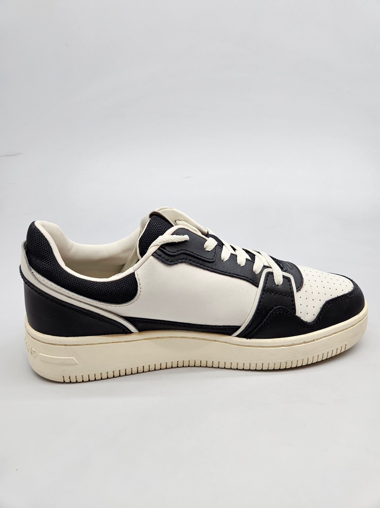 TOMMY HILFIGER ORIGINAL PATIKI BR 43