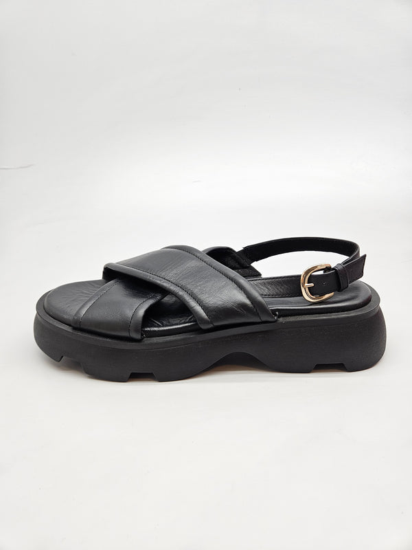 GABOR ORIGINAL KOZNI SANDALI BR 42