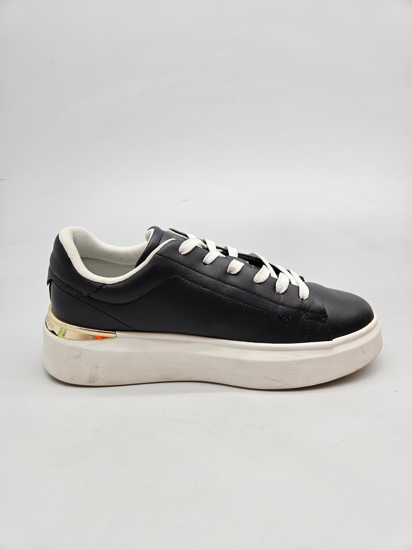 TOMMY HILFIGER ORIGINAL PATIKI BR 38