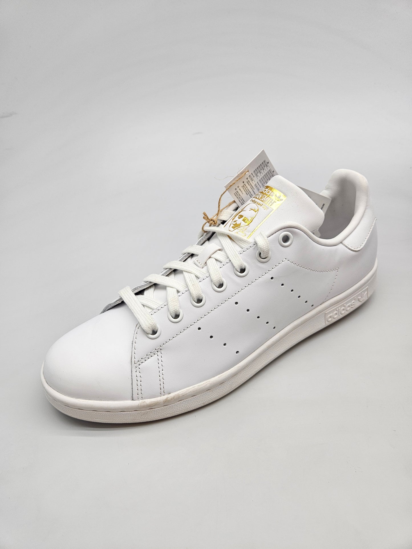 ADIDAS NOVI ORIGINAL PATIKI BR 43
