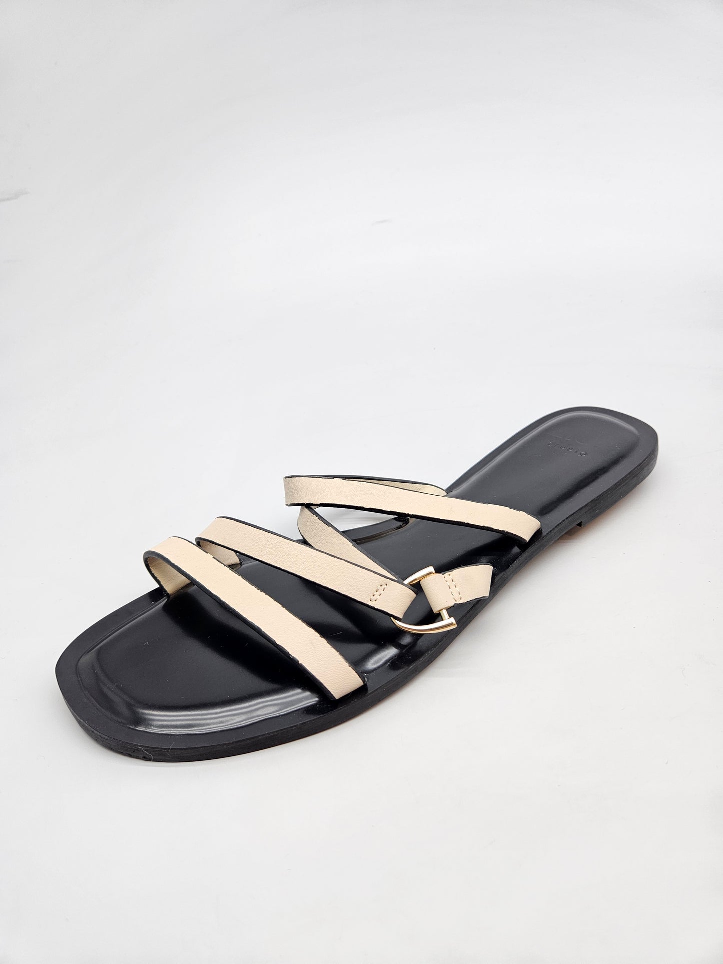 ZARA NOVI ORIGINAL VLECKI BR 42