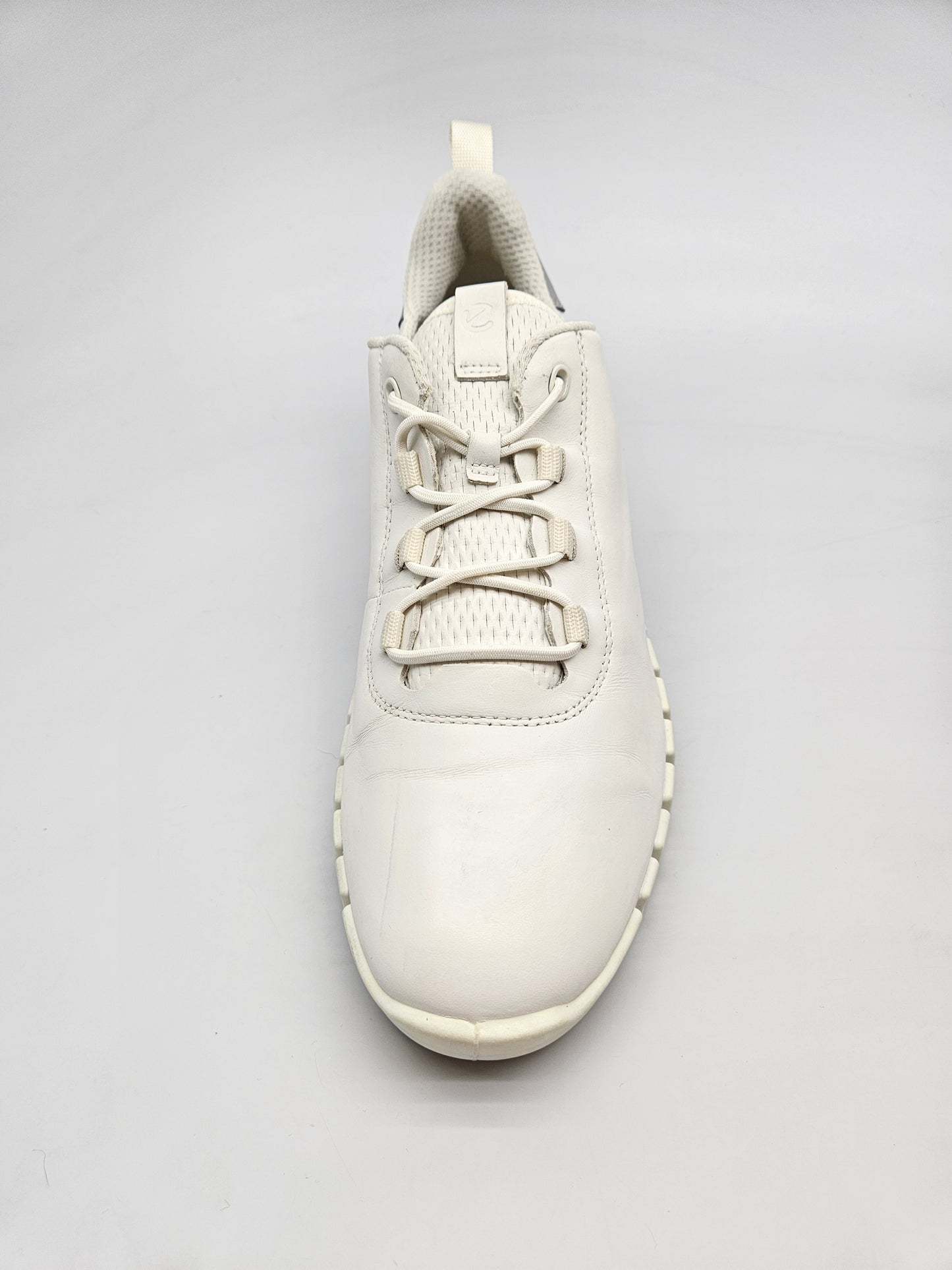 ECCO ORIGINAL KOZNI PATIKI BR 42