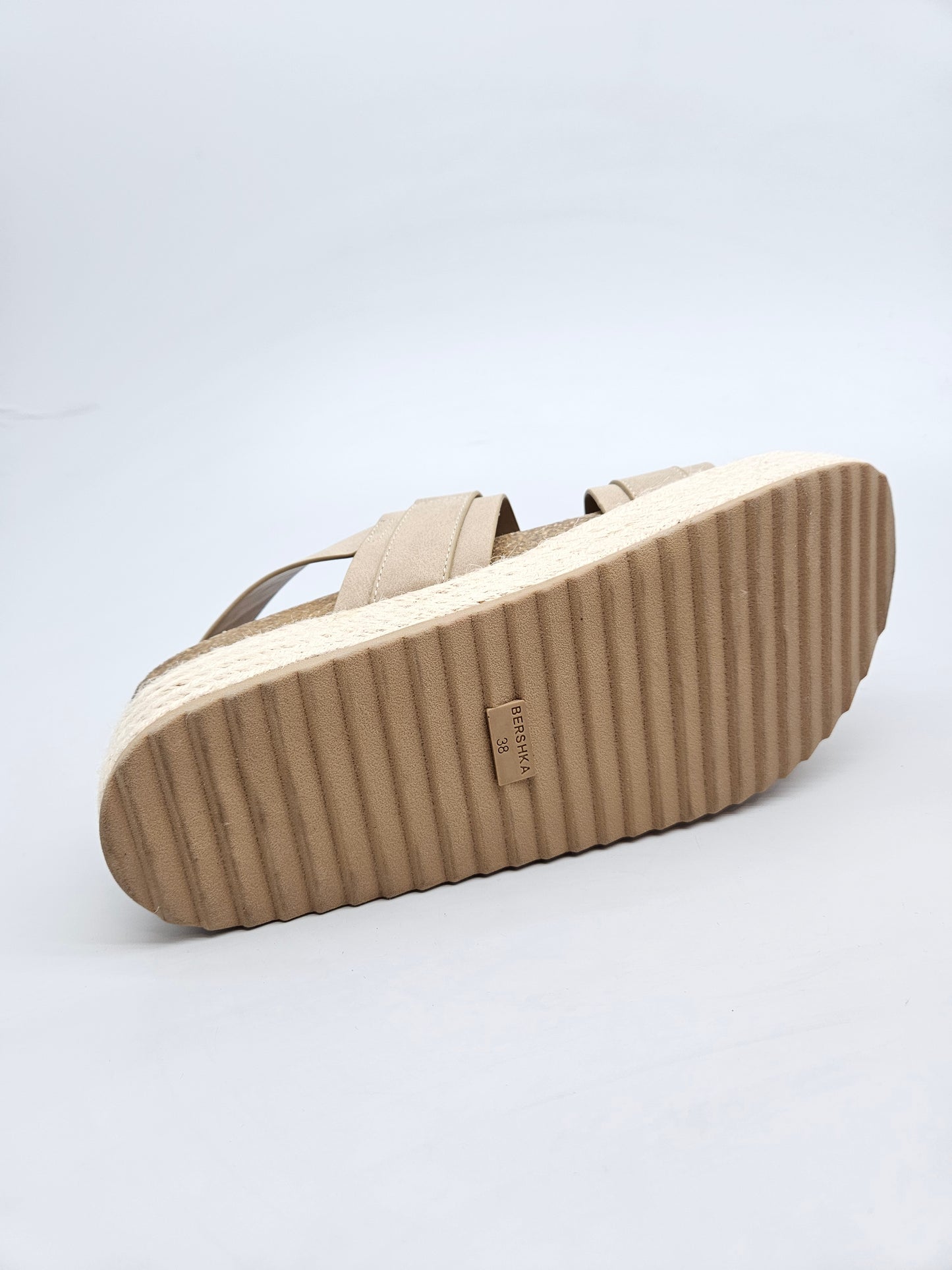 BERSHKA ORIGINAL SANDALI BR 38