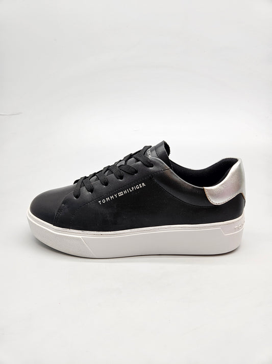 TOMMY HILFIGER ORIGINAL PATIKI BR 38