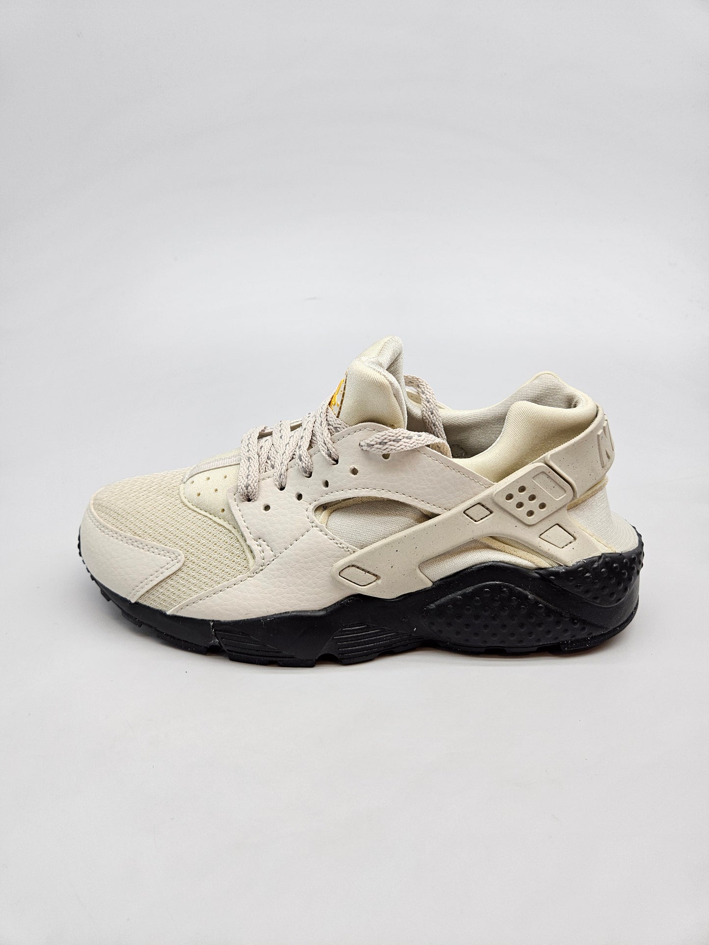 NIKE NOVI ORIGINAL PATIKI BR 38