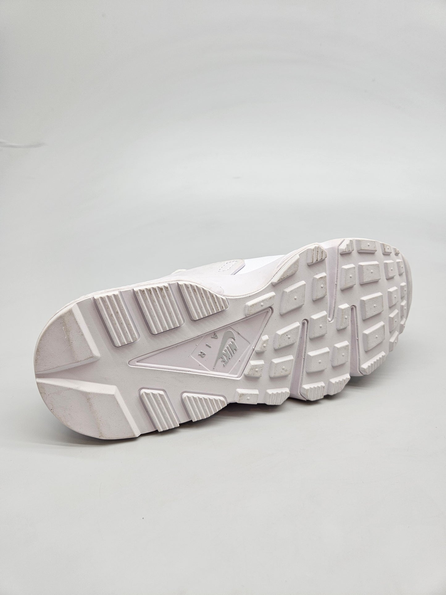 NIKE NOVI ORIGINAL PATIKI BR 36.5