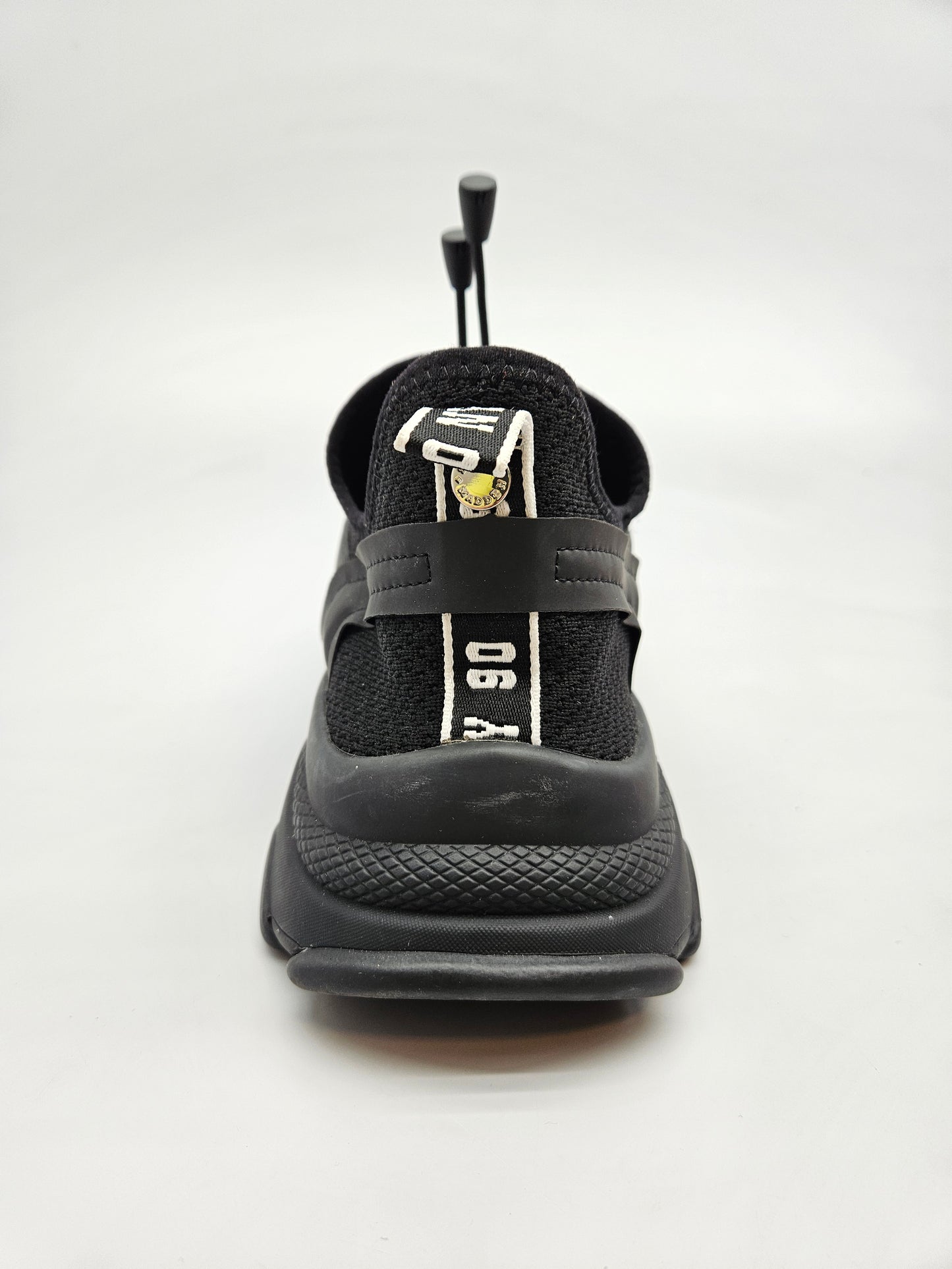 STEVE MADDEN NOVI ORIGINAL PATIKI BR 46