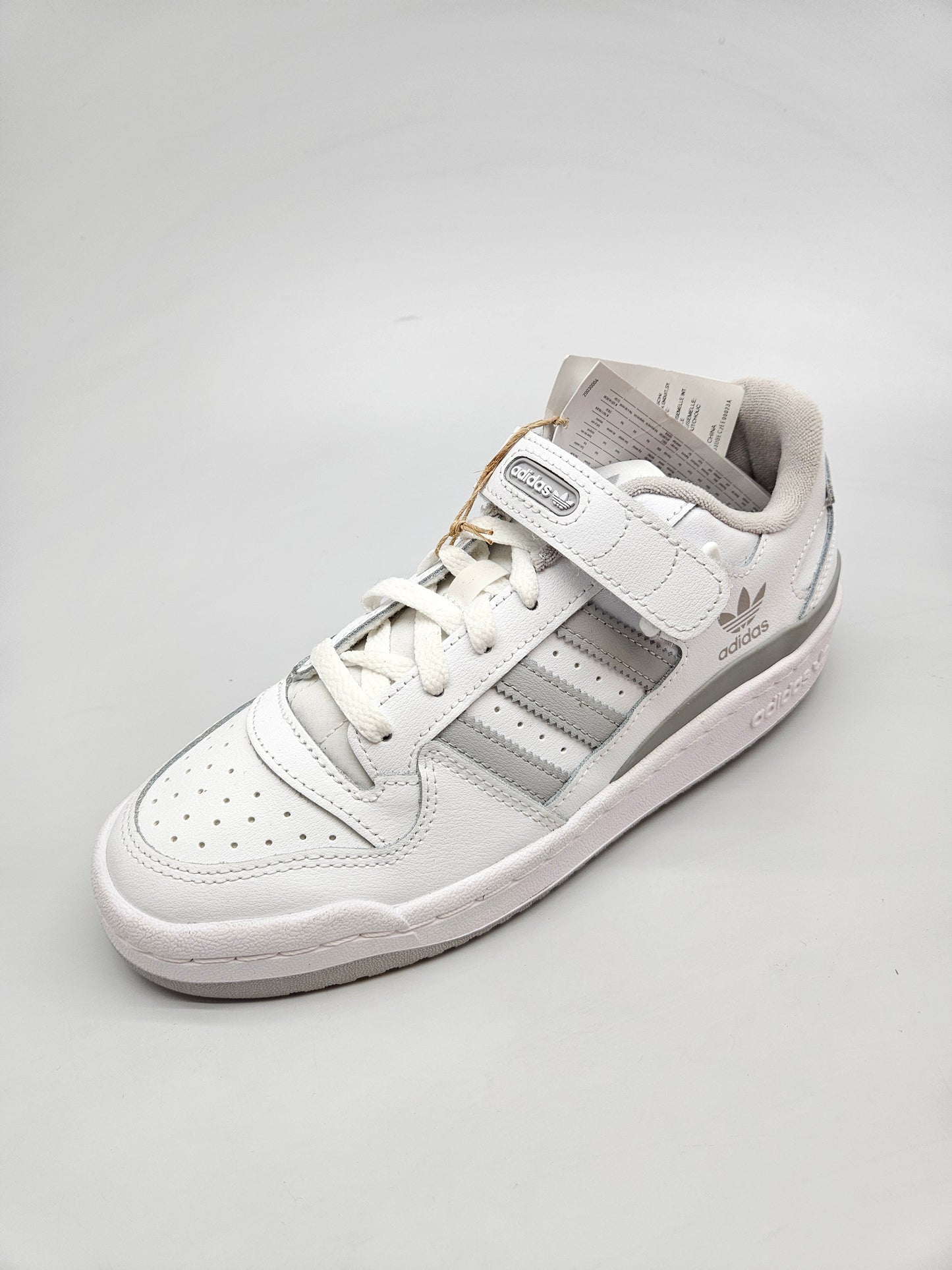 ADIDAS NOVI ORIGINAL PATIKI BR 38