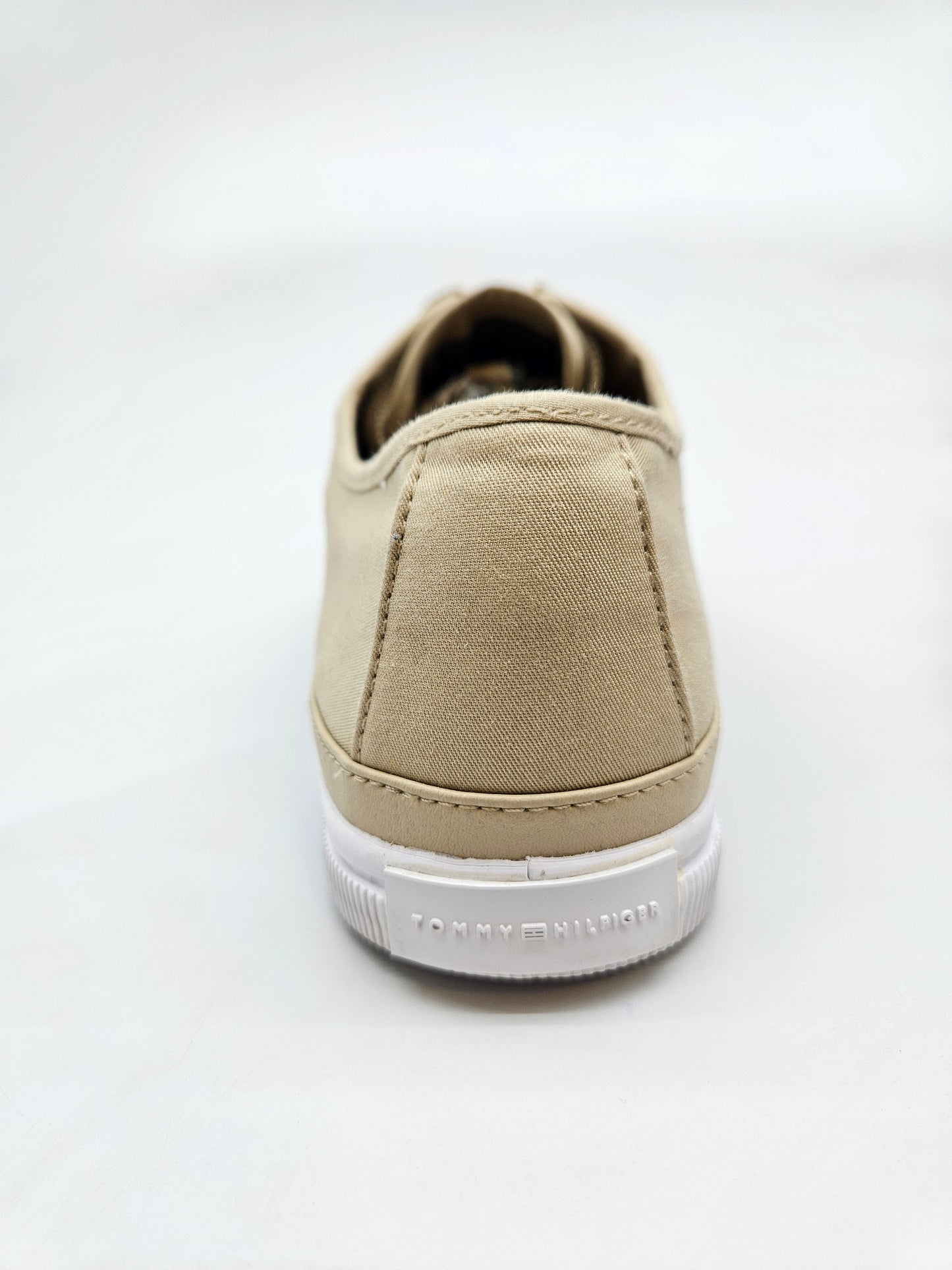TOMMY HILFIGER ORIGINAL PATIKI BR 39