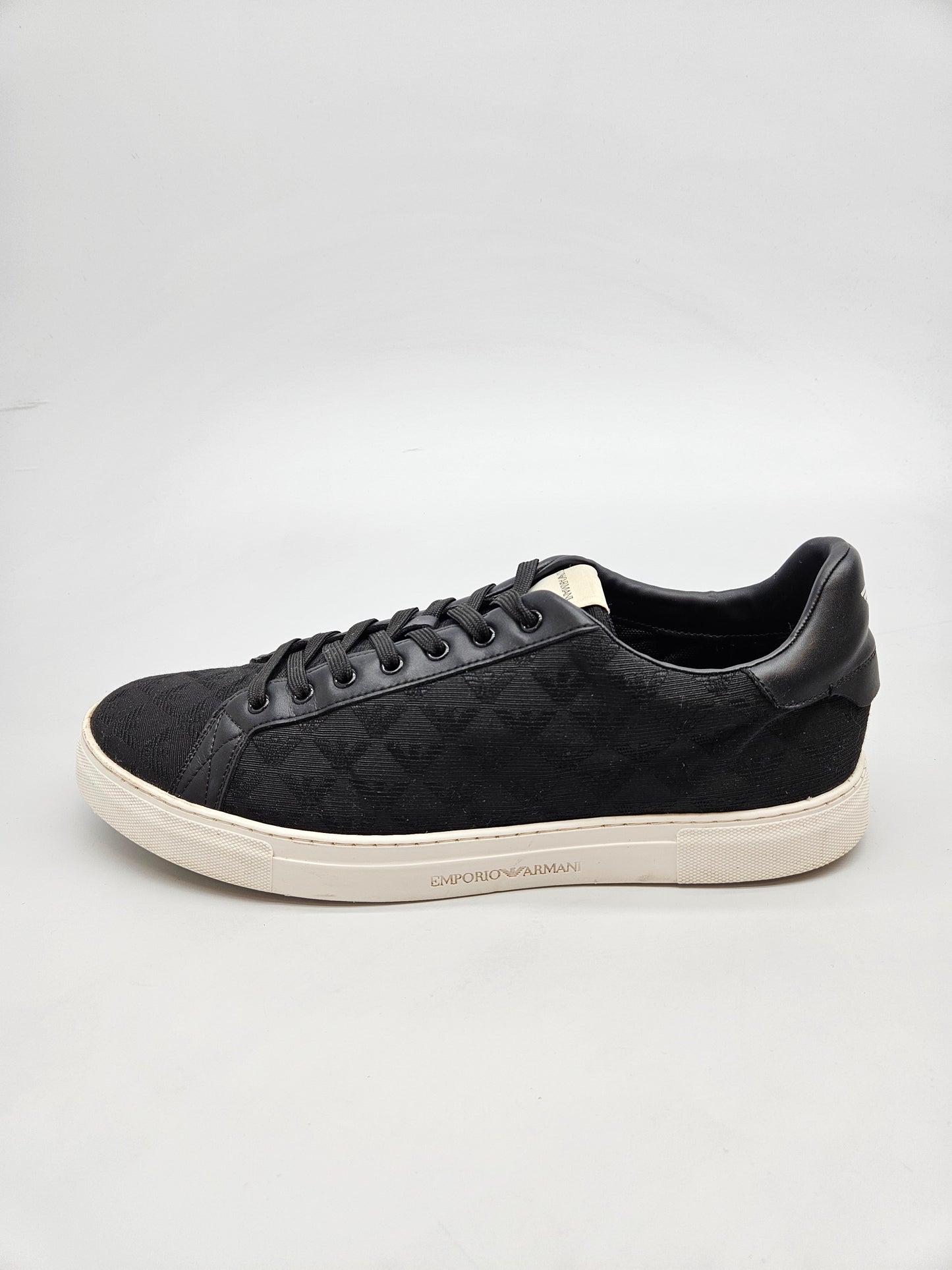 EMPORIO ARMANI ORIGINAL PATIKI BR 46